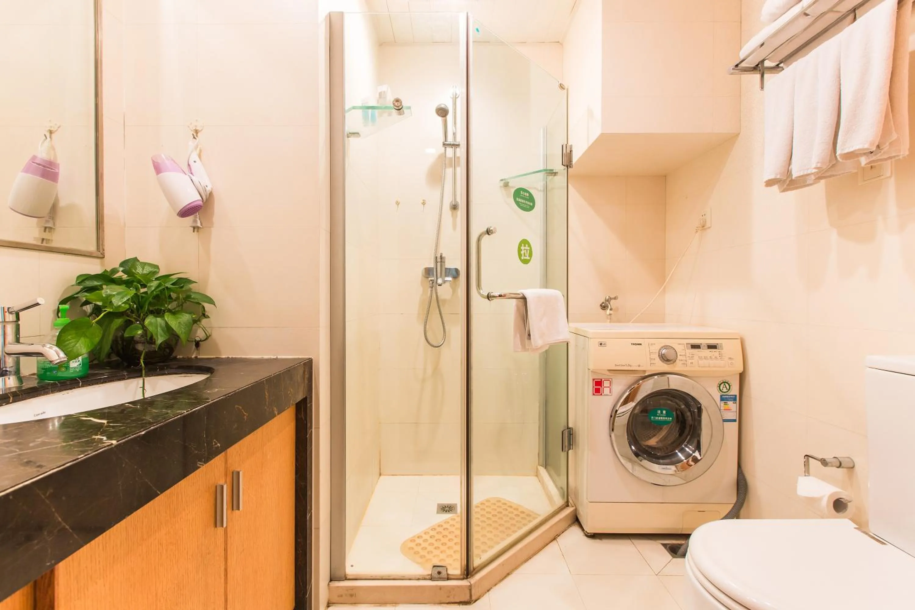 Bathroom in Westlake Service Apartment