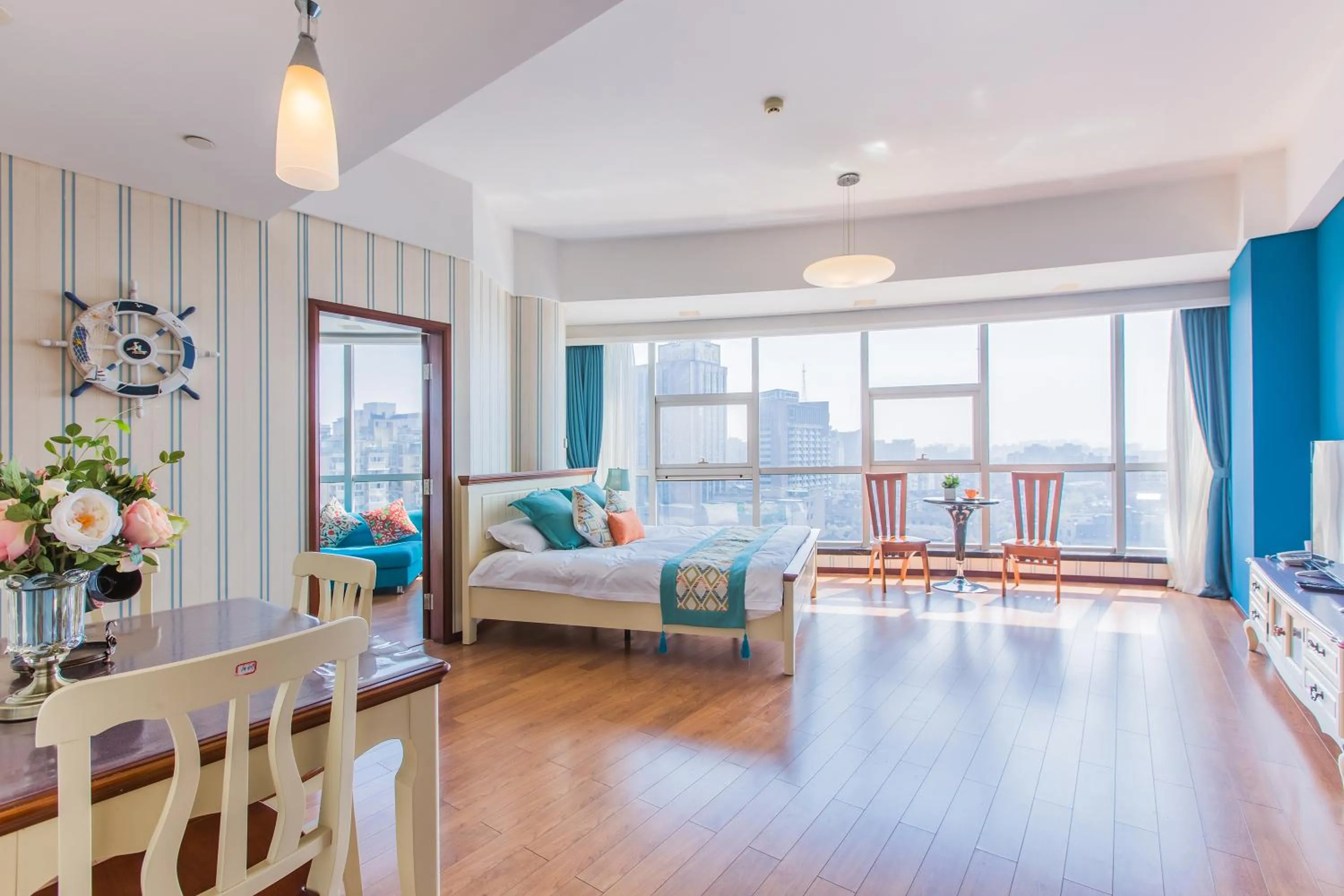 Bed in Westlake Service Apartment