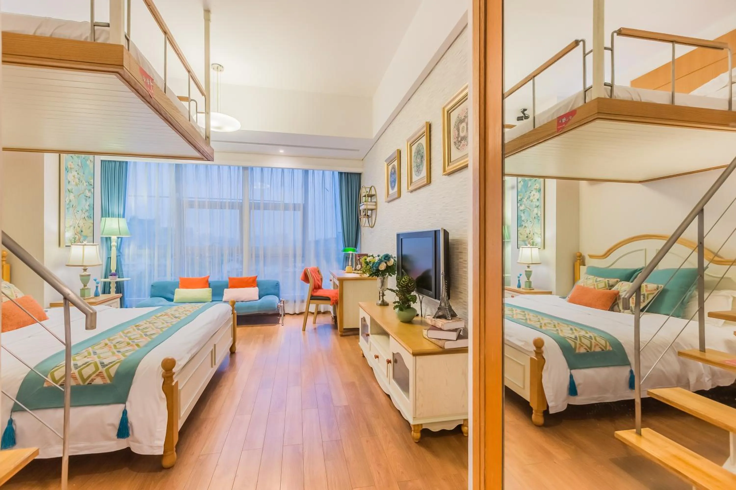 Bed in Westlake Service Apartment