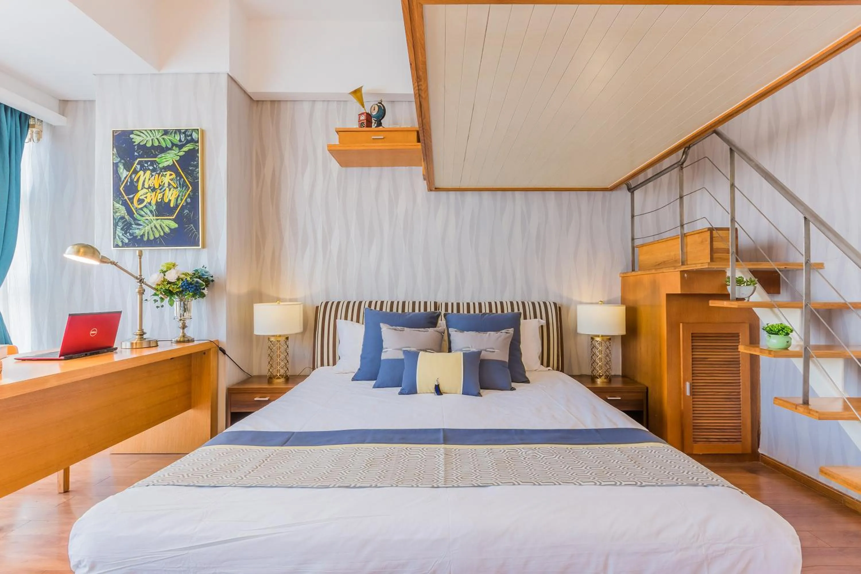 bunk bed, Bed in Westlake Service Apartment