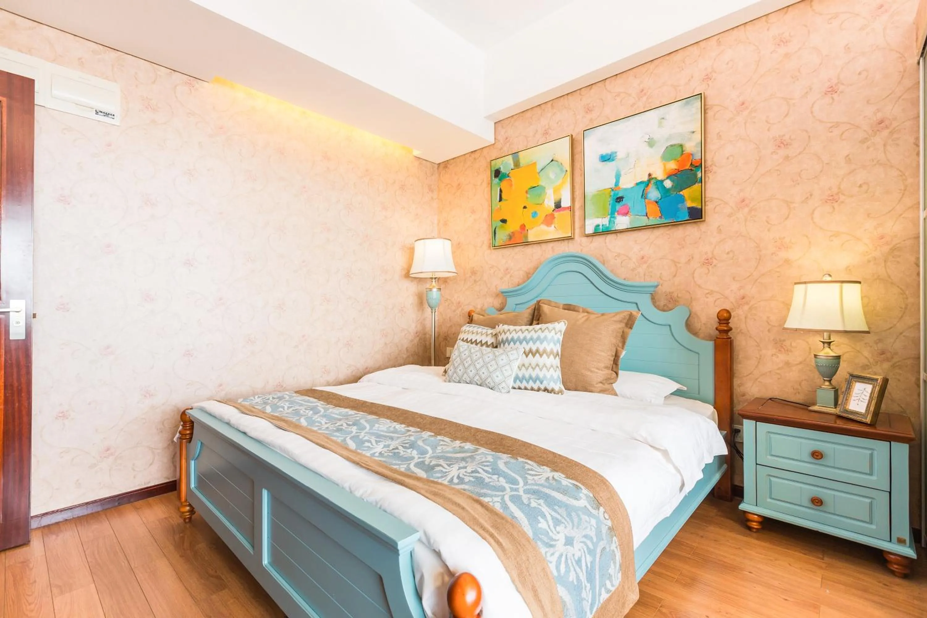 Bedroom, Bed in Westlake Service Apartment
