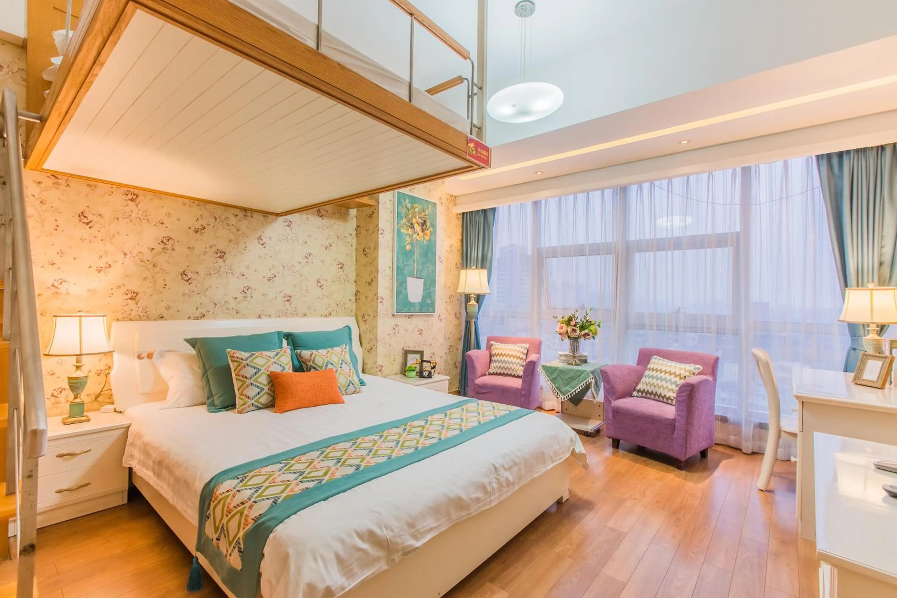 Photo of the whole room, Bed in Westlake Service Apartment