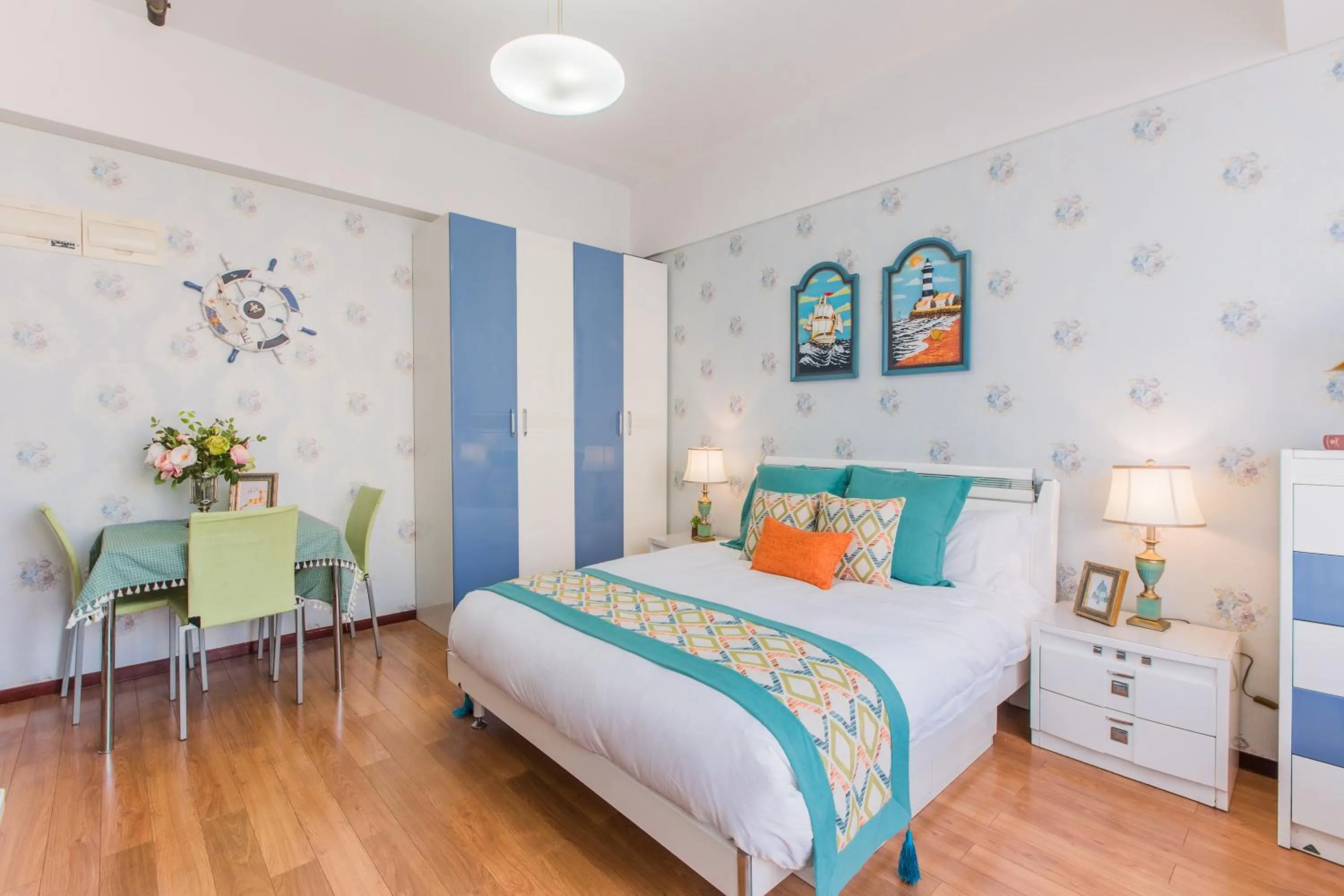 Photo of the whole room, Bed in Westlake Service Apartment