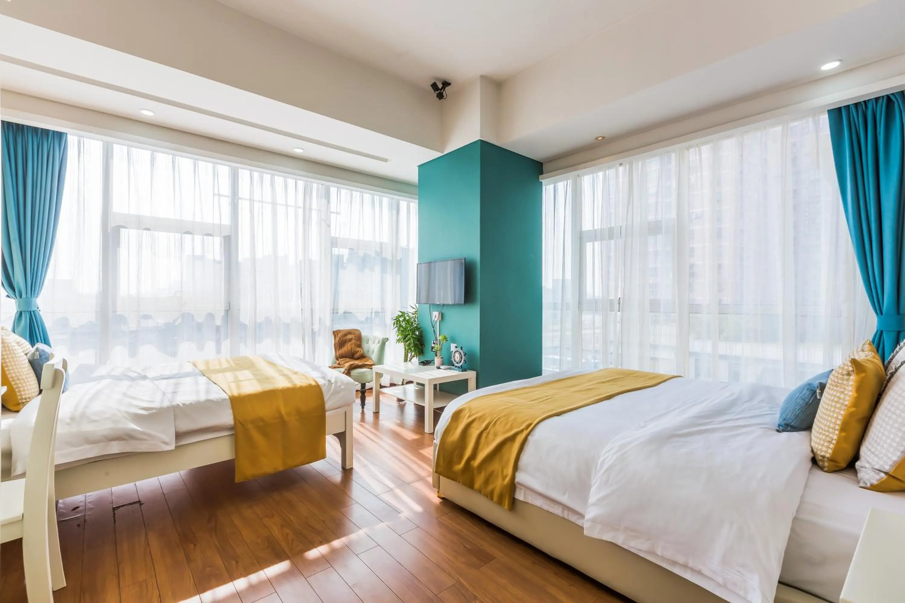 Bed in Westlake Service Apartment