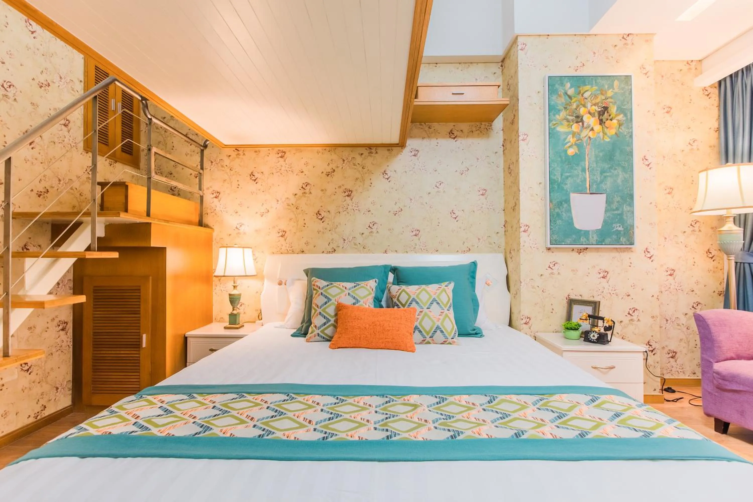bunk bed, Bed in Westlake Service Apartment