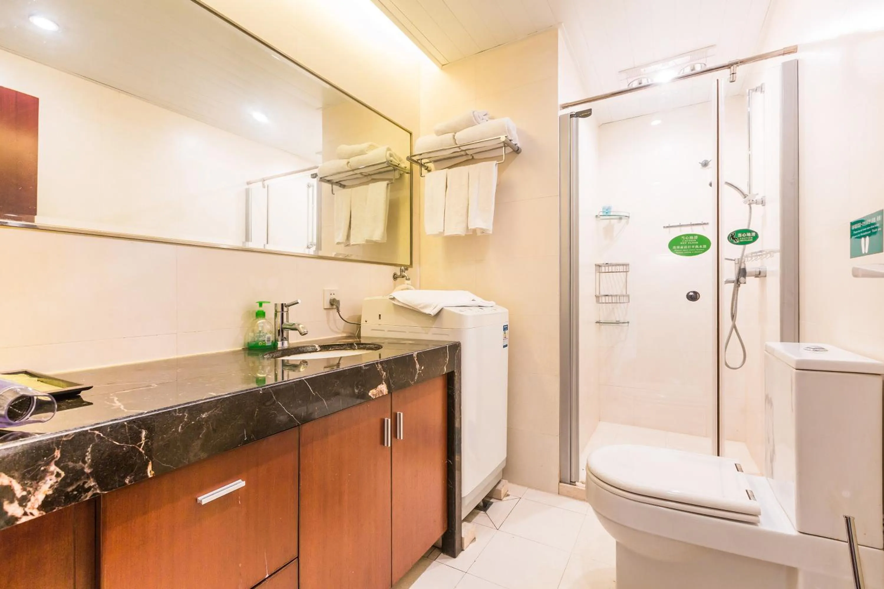 Bathroom in Westlake Service Apartment