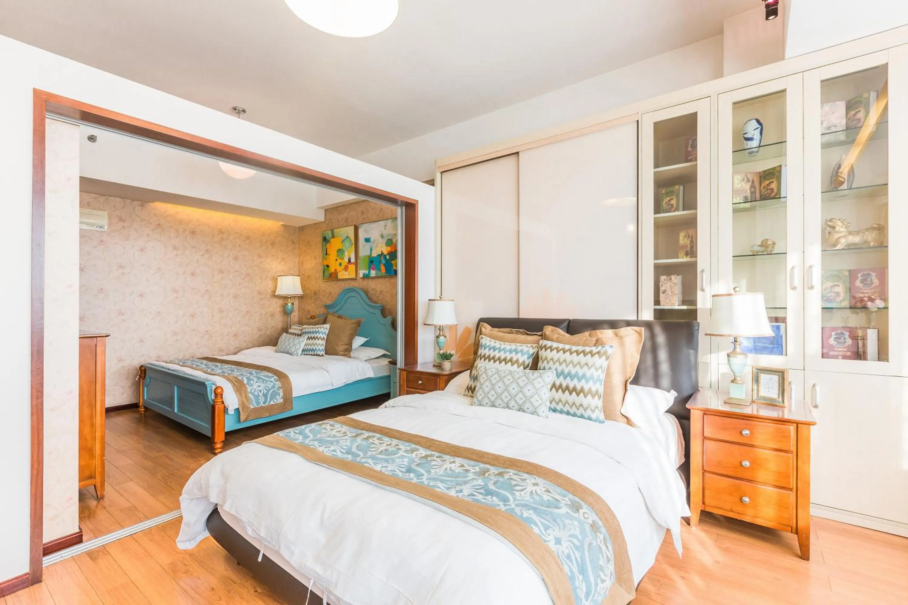 Photo of the whole room, Bed in Westlake Service Apartment