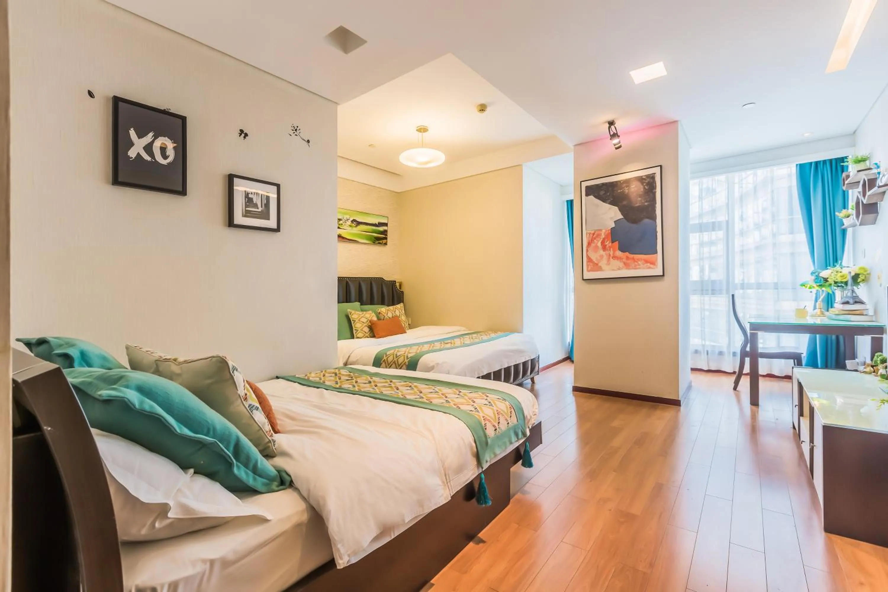 Bed in Westlake Service Apartment