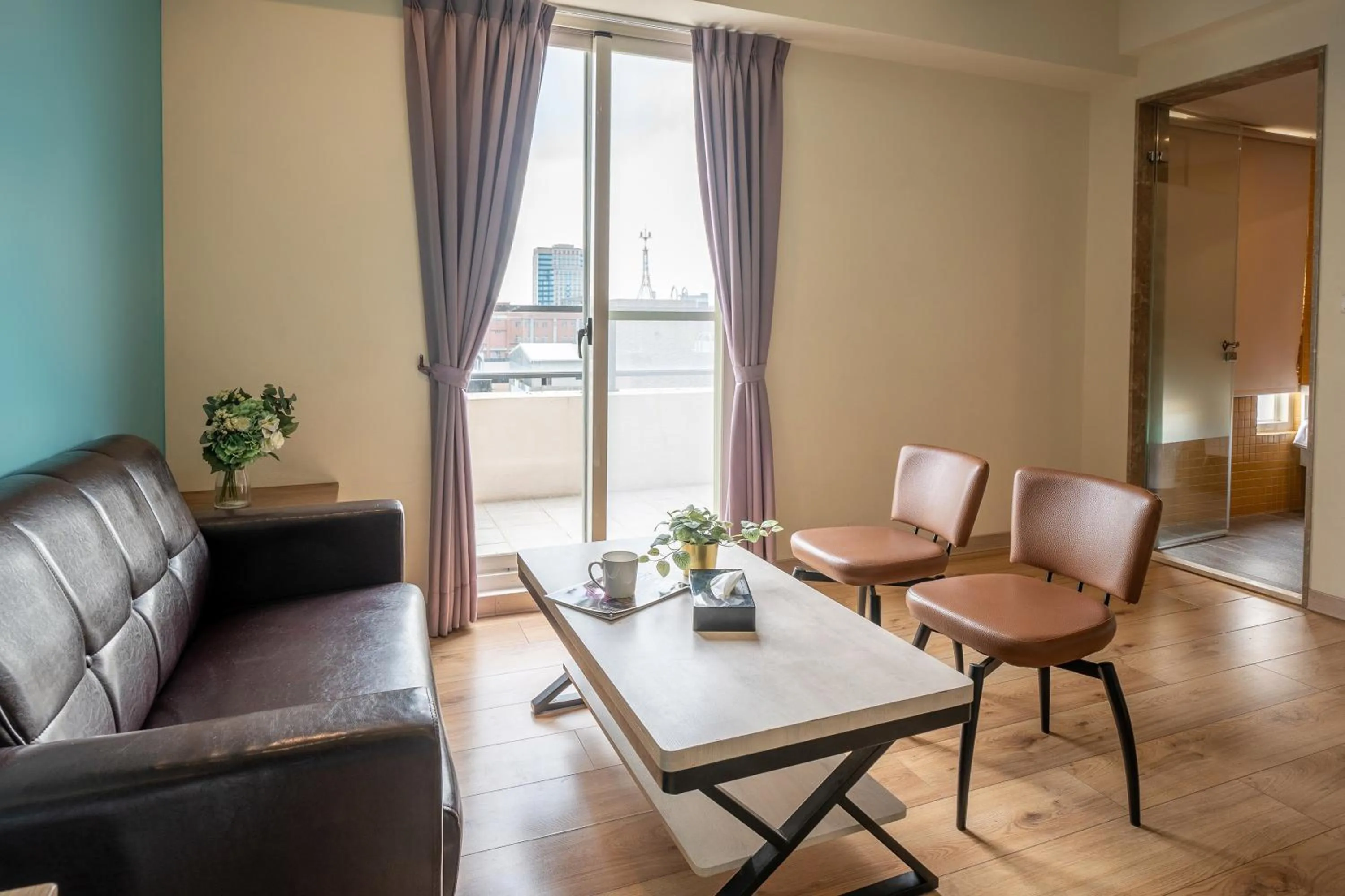 Living room in CHECK inn Express Taichung Yizhong