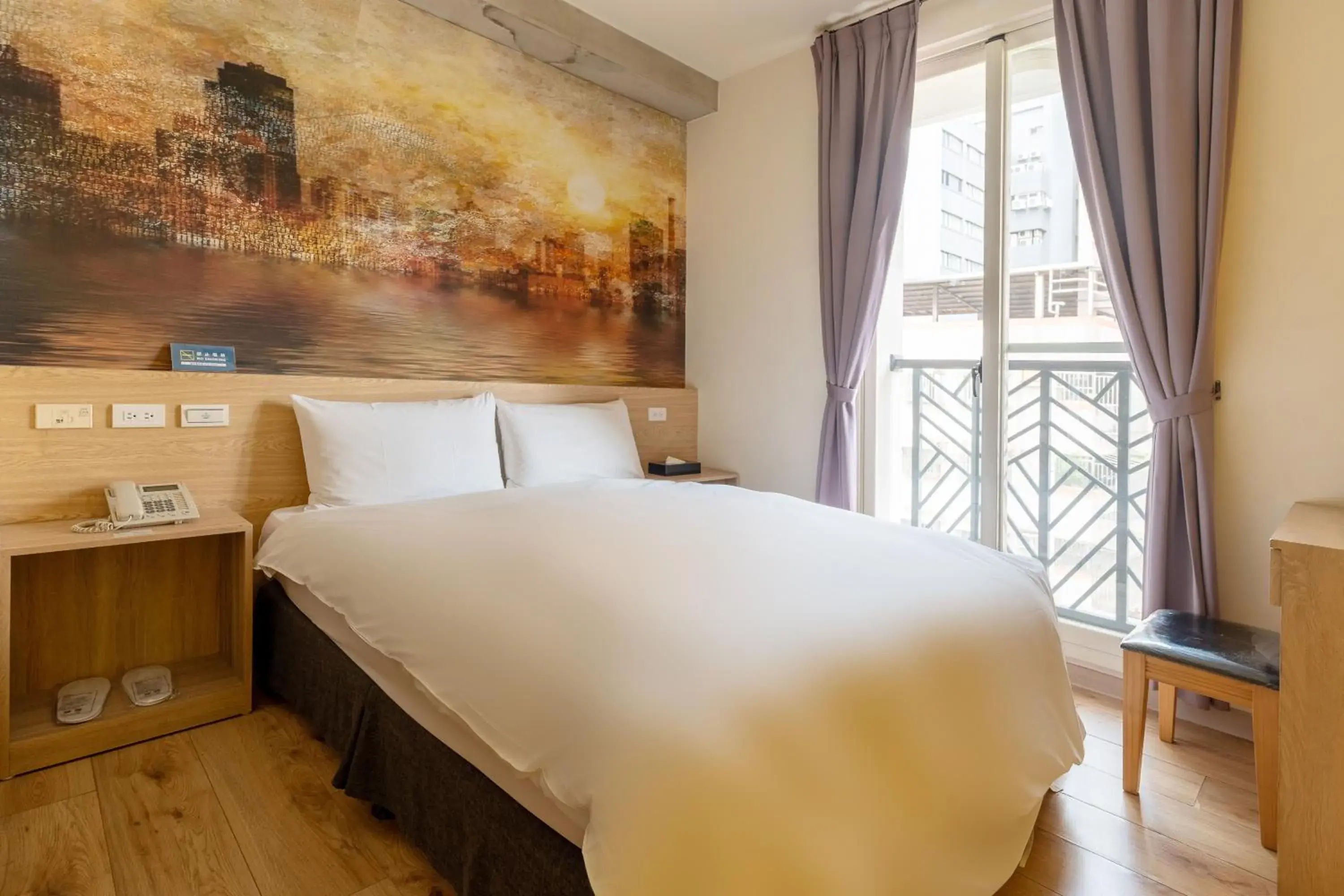 Bedroom, Bed in CHECK inn Express Taichung Yizhong Bedroom, Bed in CHECK inn Express Taichung Yizhong