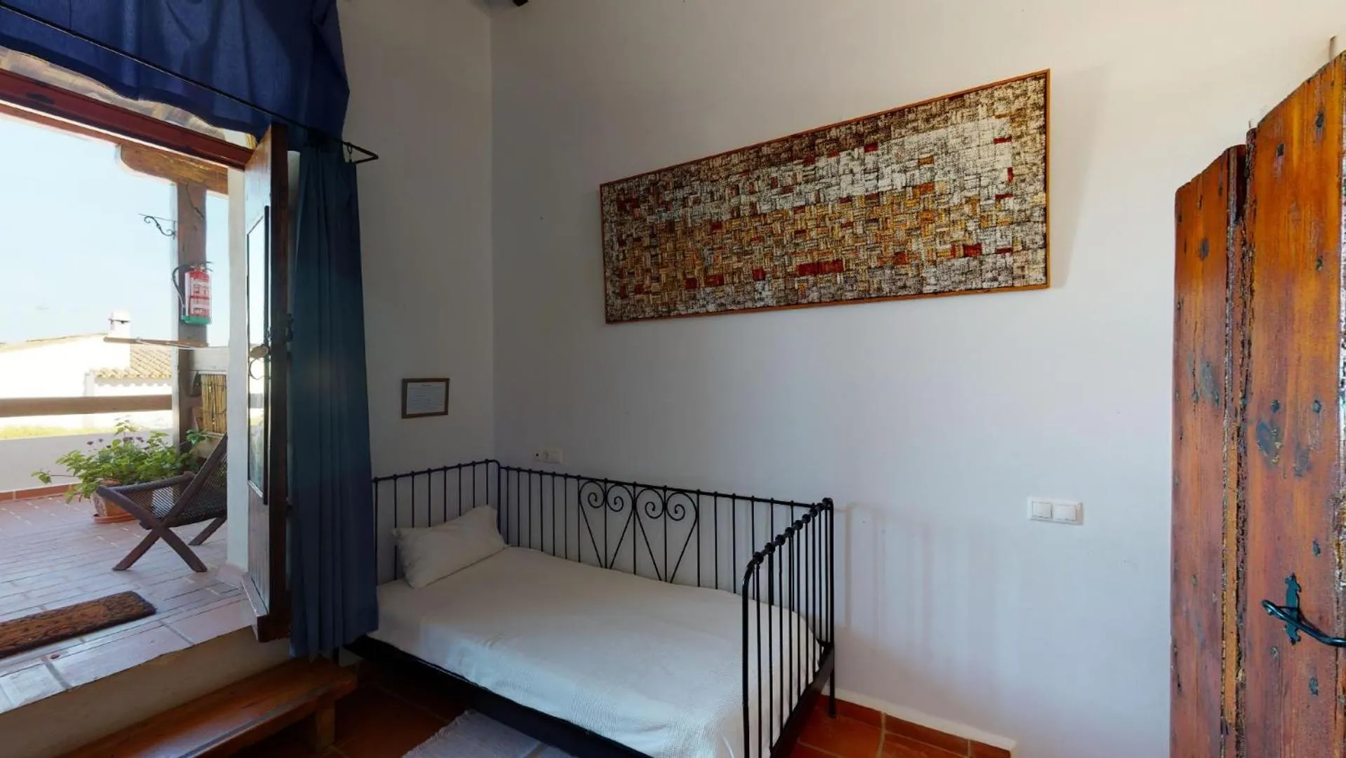 Photo of the whole room, Bed in El Palomar de la Breña