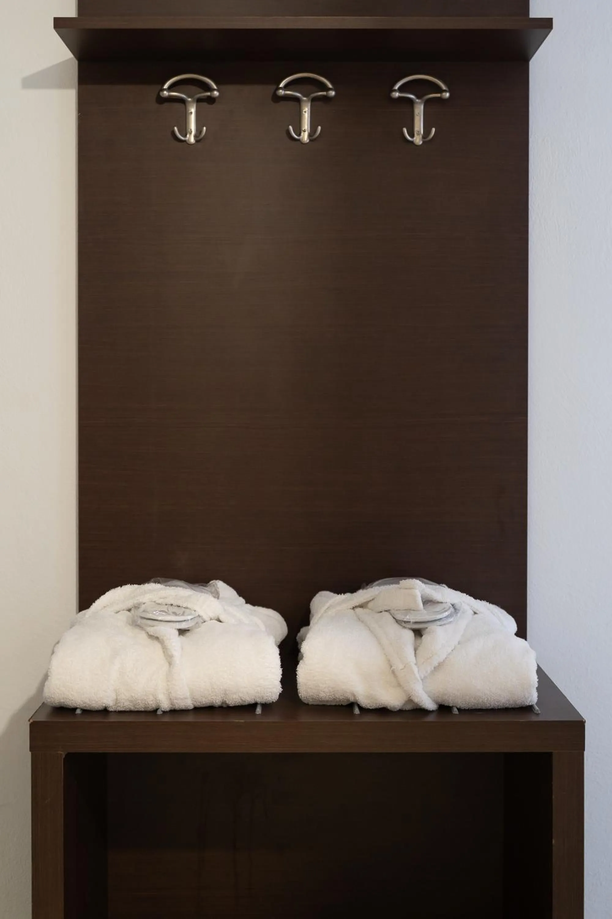 Bed in Meliton Inn Hotel & Suites by the beach