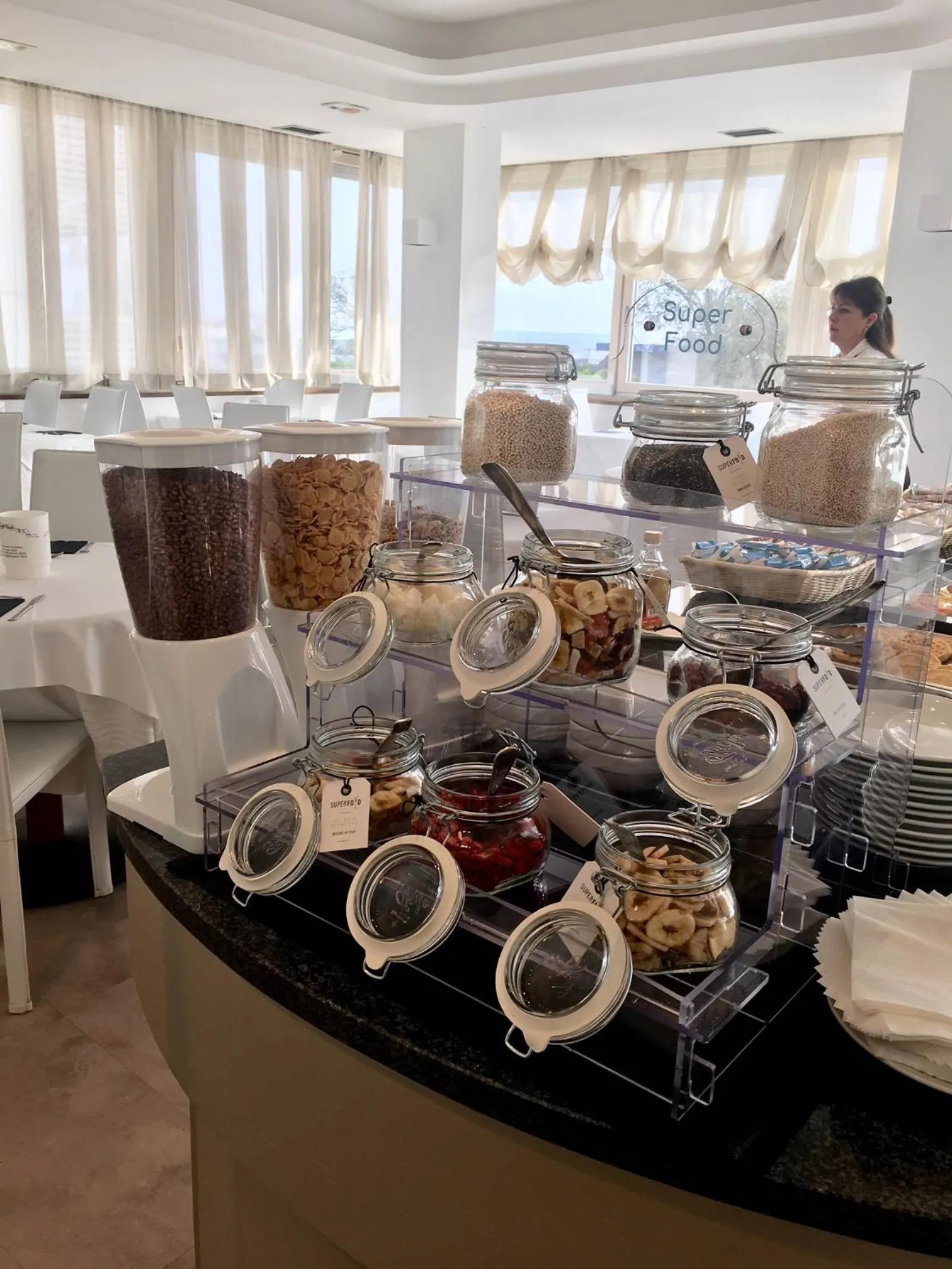 Breakfast in Hotel Commodore