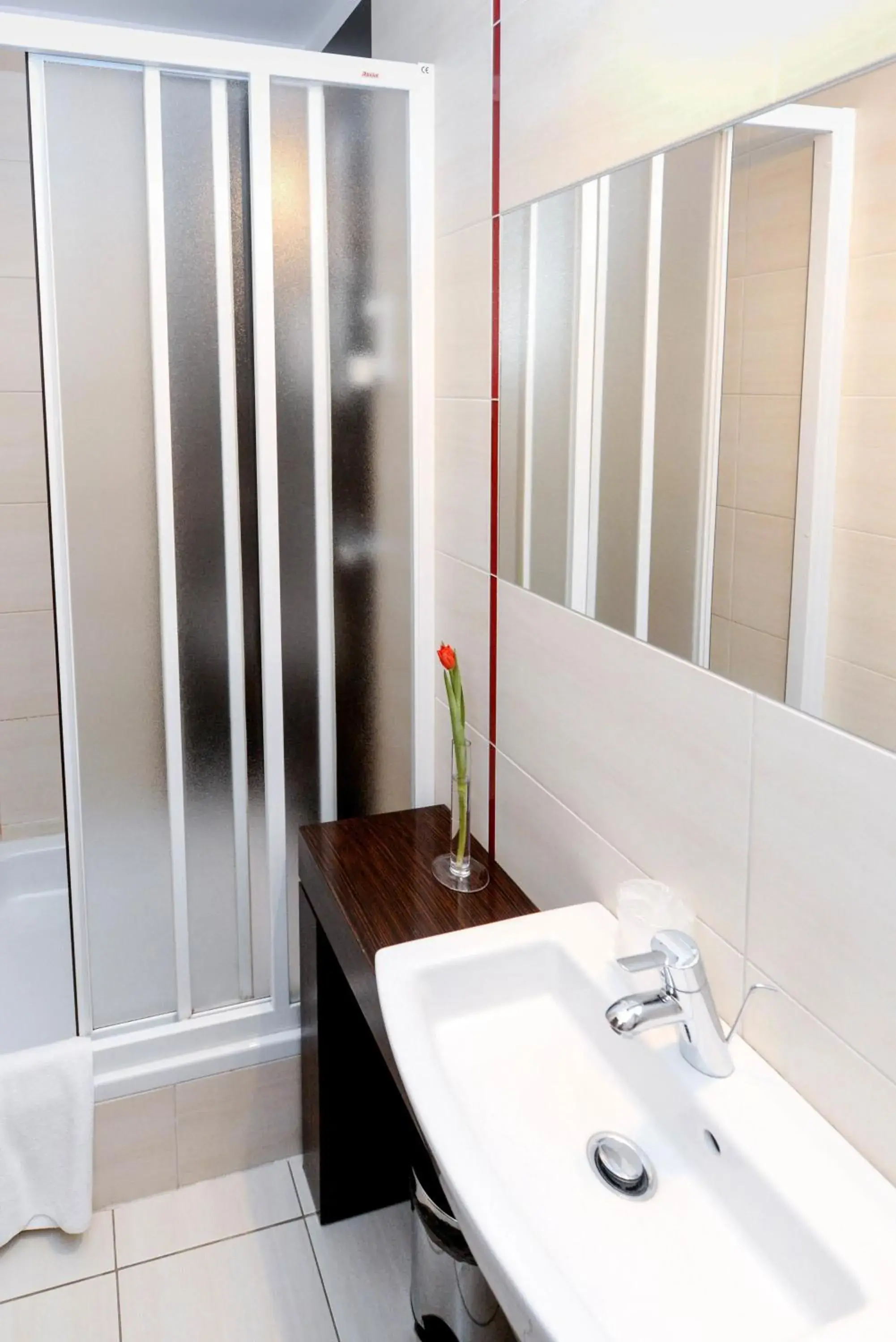 Bathroom in Hotel Liburnia Bathroom in Hotel Liburnia