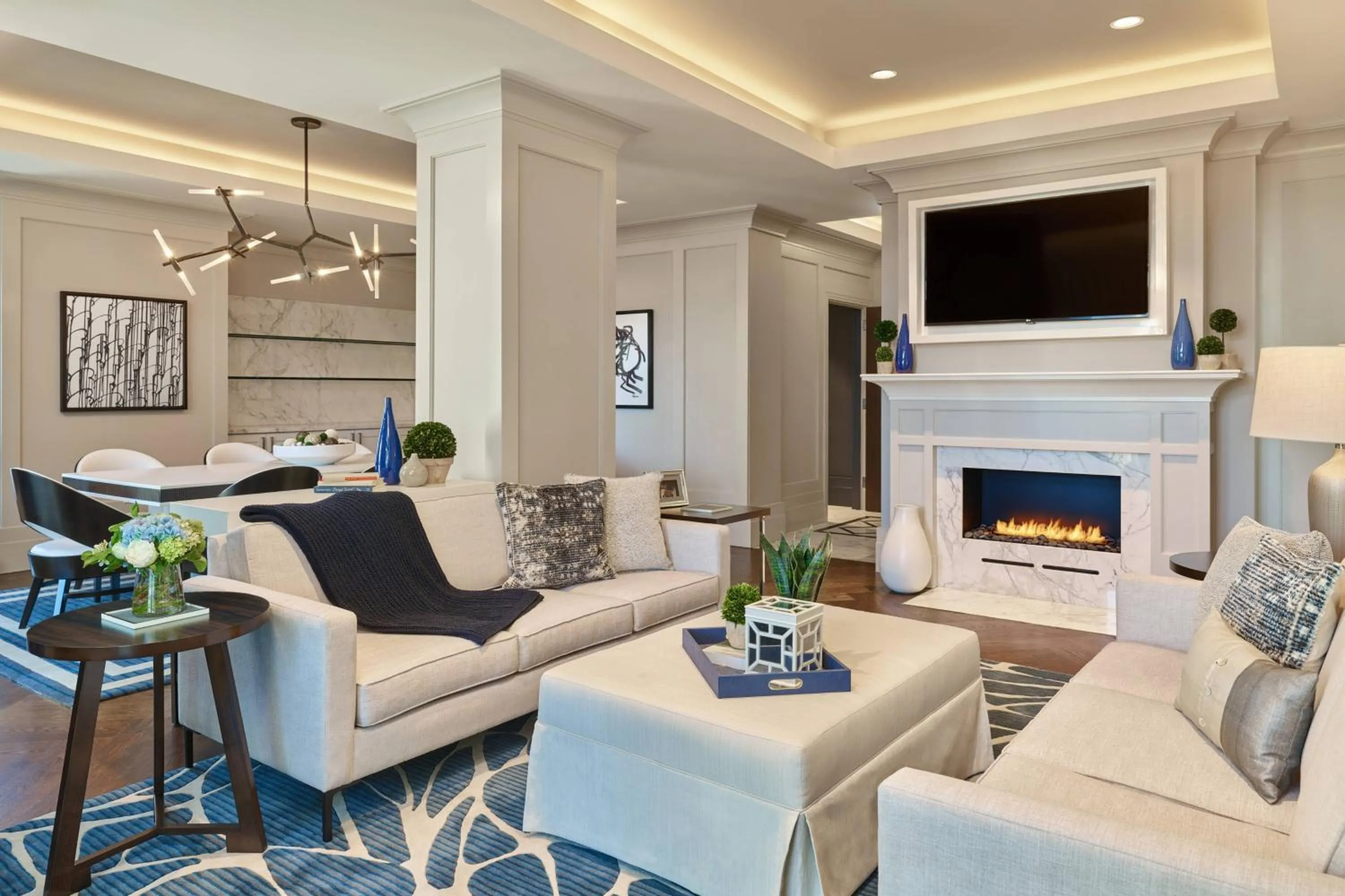 Photo of the whole room in The Hotel at Avalon, Autograph Collection