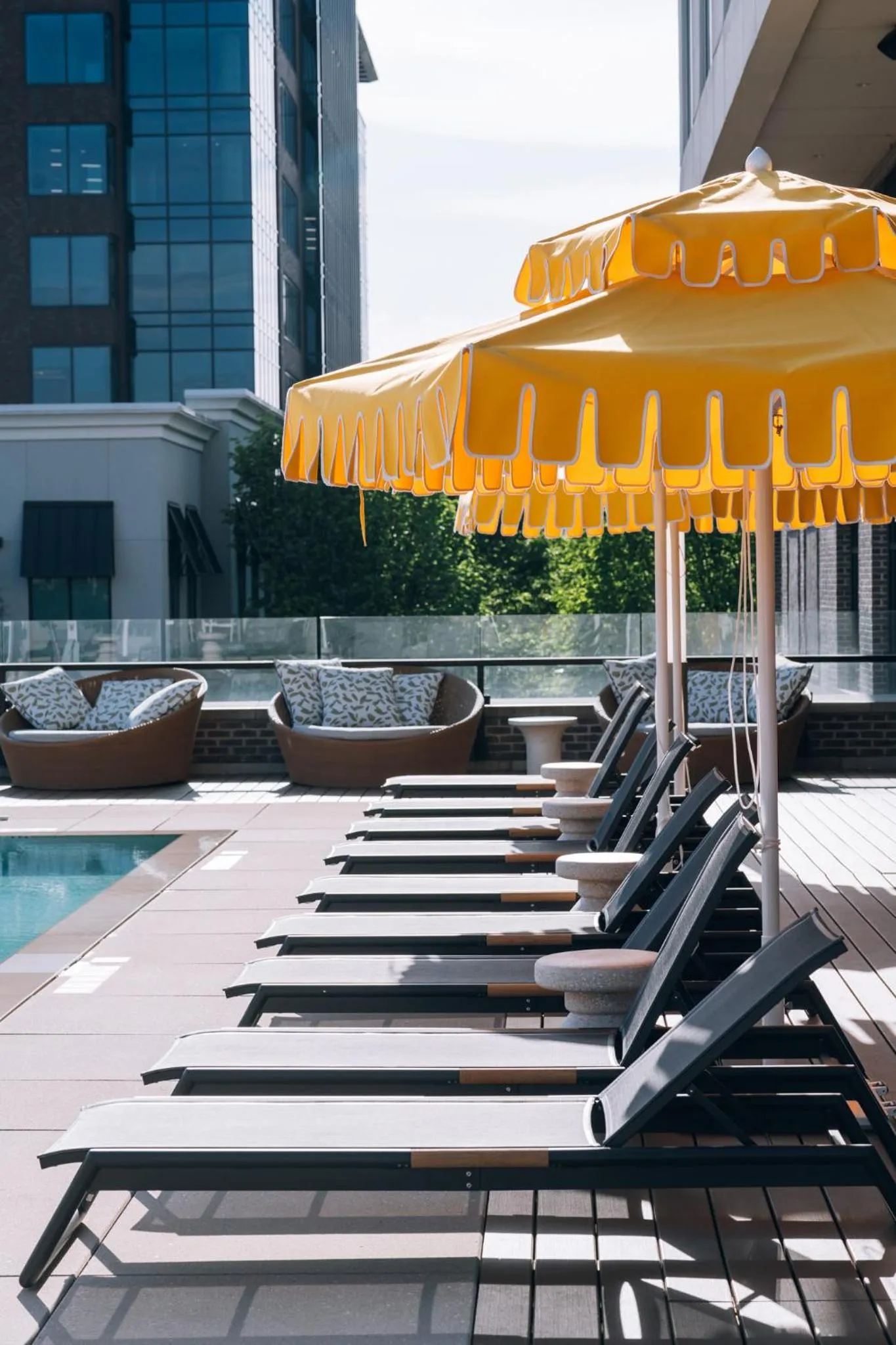 Swimming pool in The Hotel at Avalon, Autograph Collection