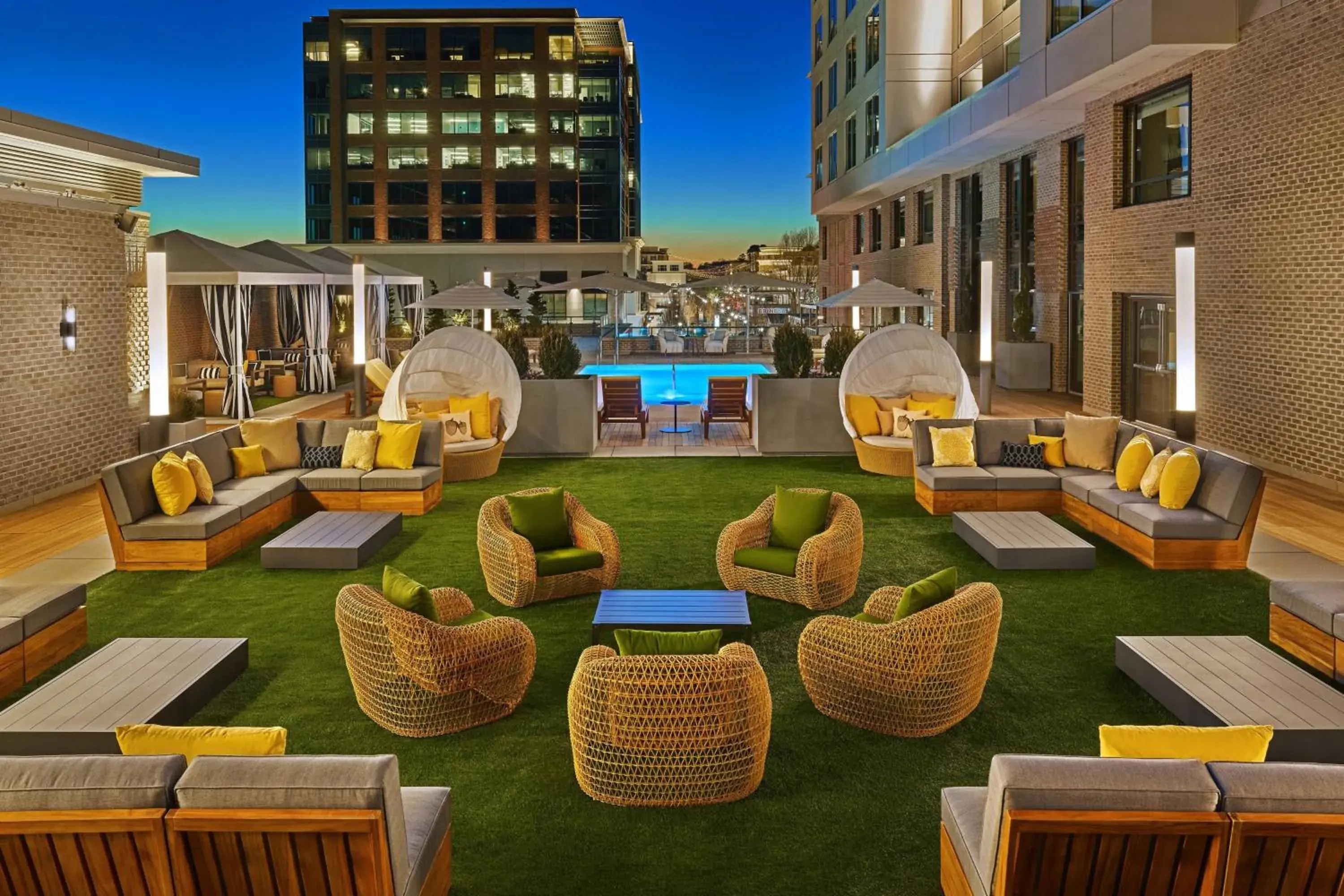 Swimming pool in The Hotel at Avalon, Autograph Collection Swimming pool in The Hotel at Avalon, Autograph Collection