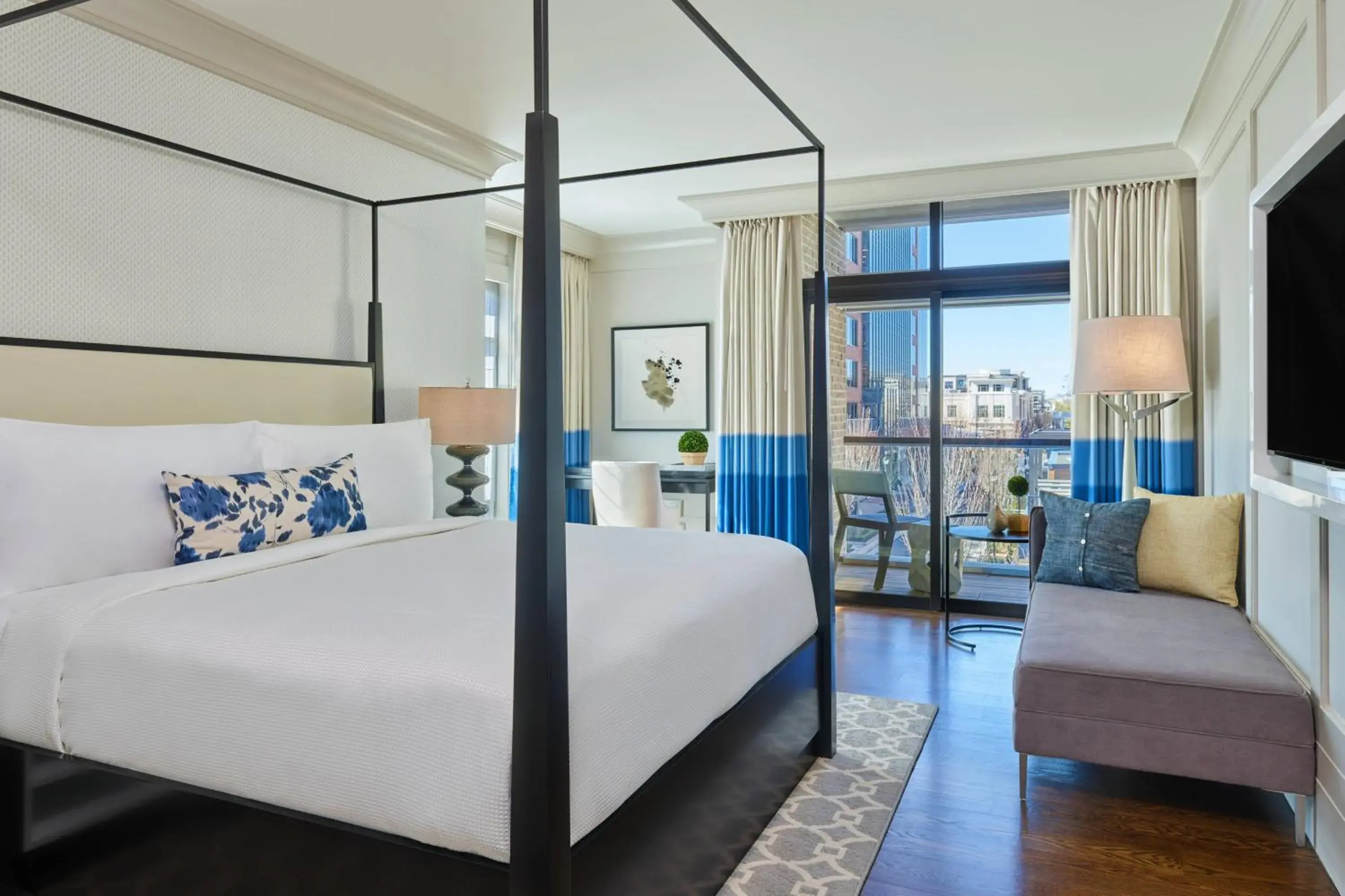 Bedroom, Bed in The Hotel at Avalon, Autograph Collection Bedroom, Bed in The Hotel at Avalon, Autograph Collection