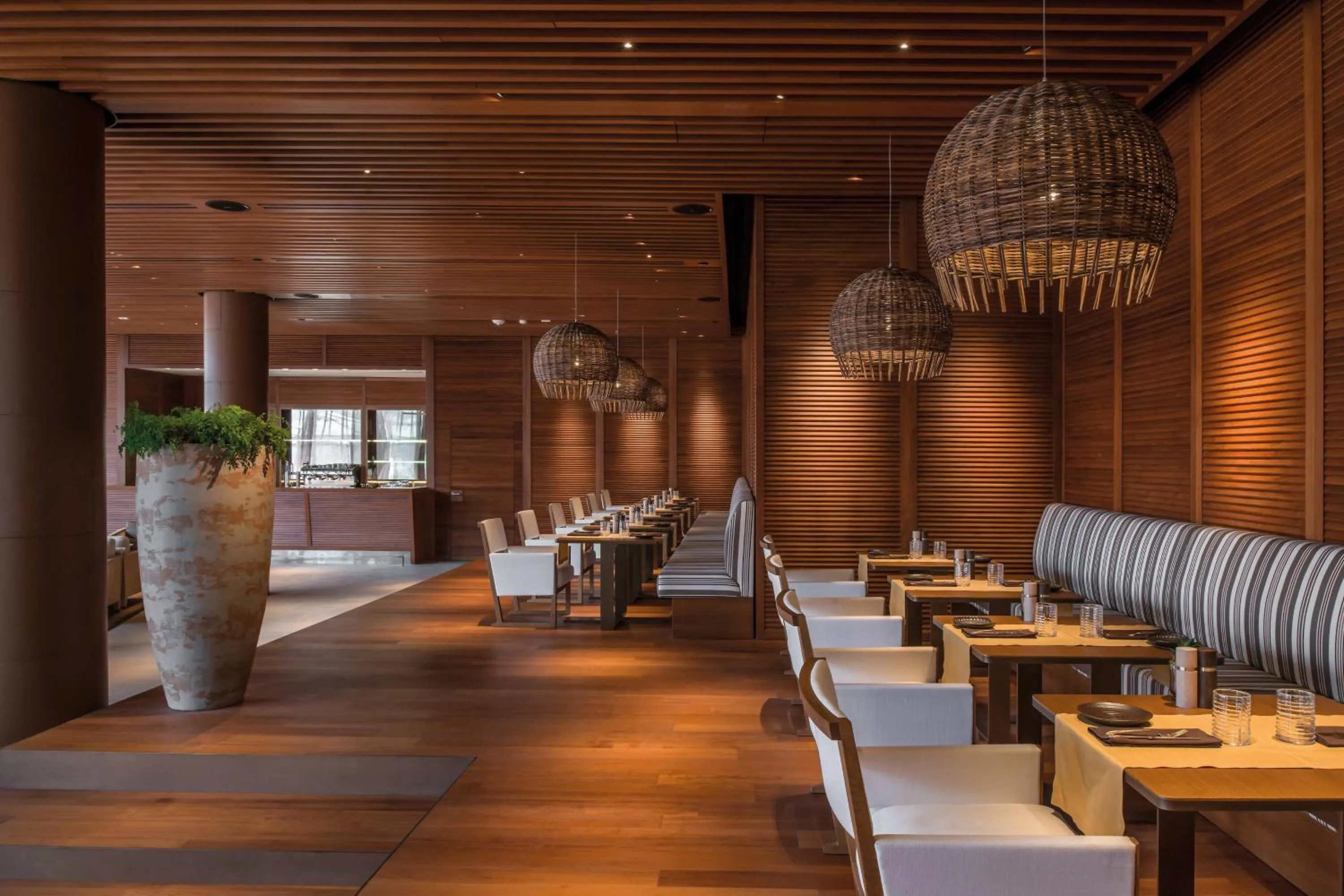 Restaurant/places to eat in Bvlgari Resort Dubai