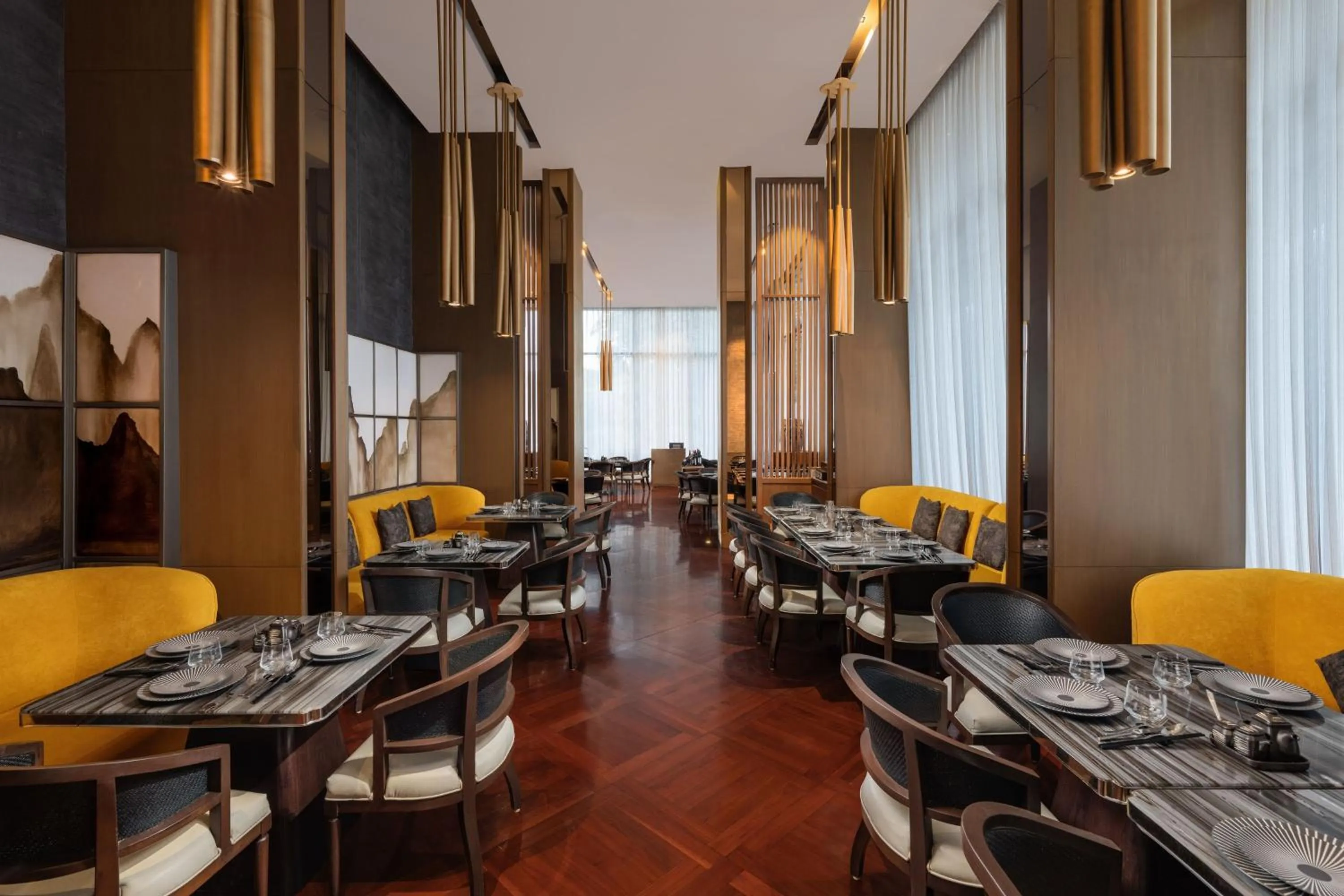 Restaurant/places to eat in Indore Marriott Hotel