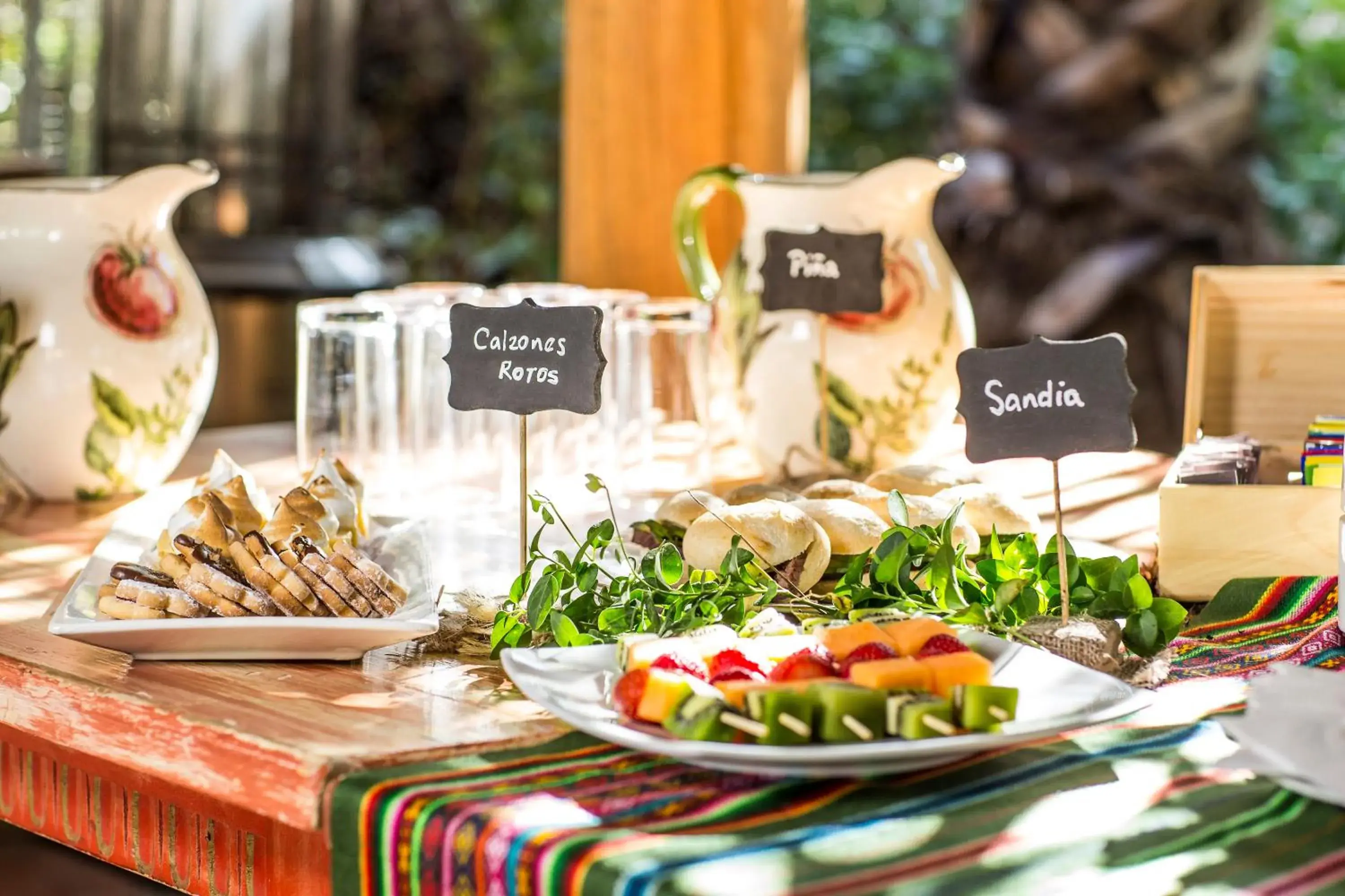 Food in Hotel Santa Cruz Plaza Food in Hotel Santa Cruz Plaza