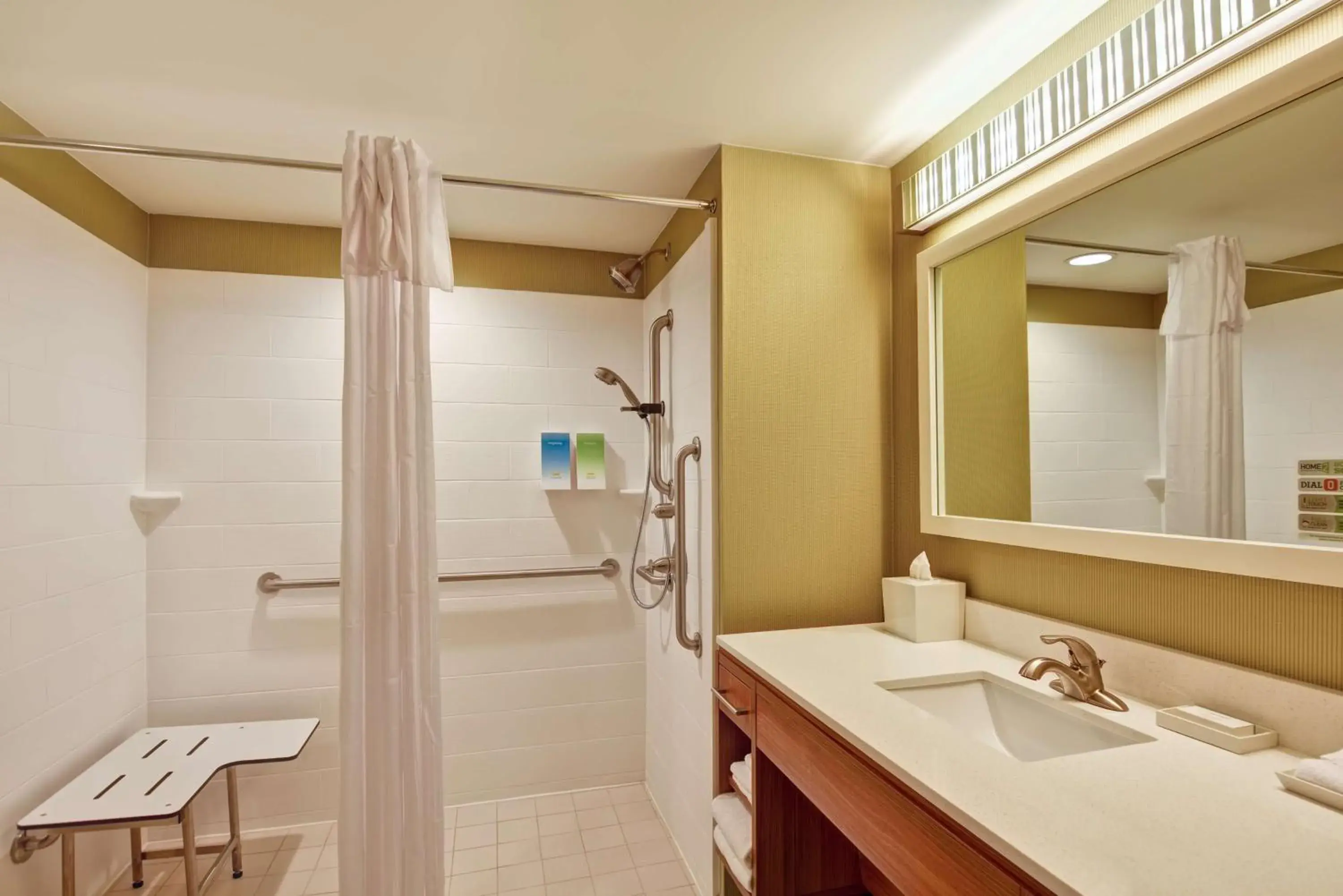 Bathroom in Home2 Suites by Hilton Green Bay