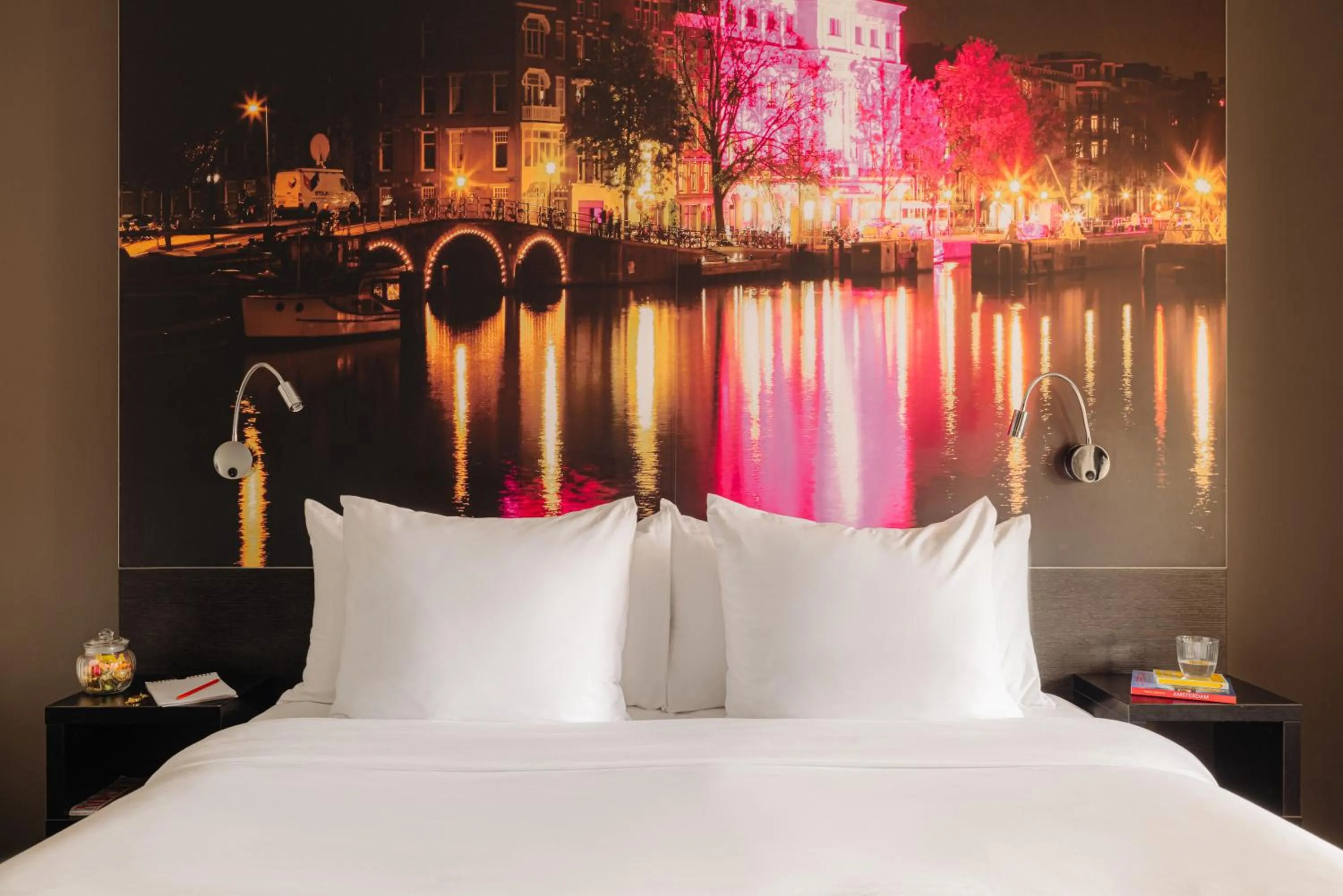 Bedroom, Bed in The Manor Amsterdam