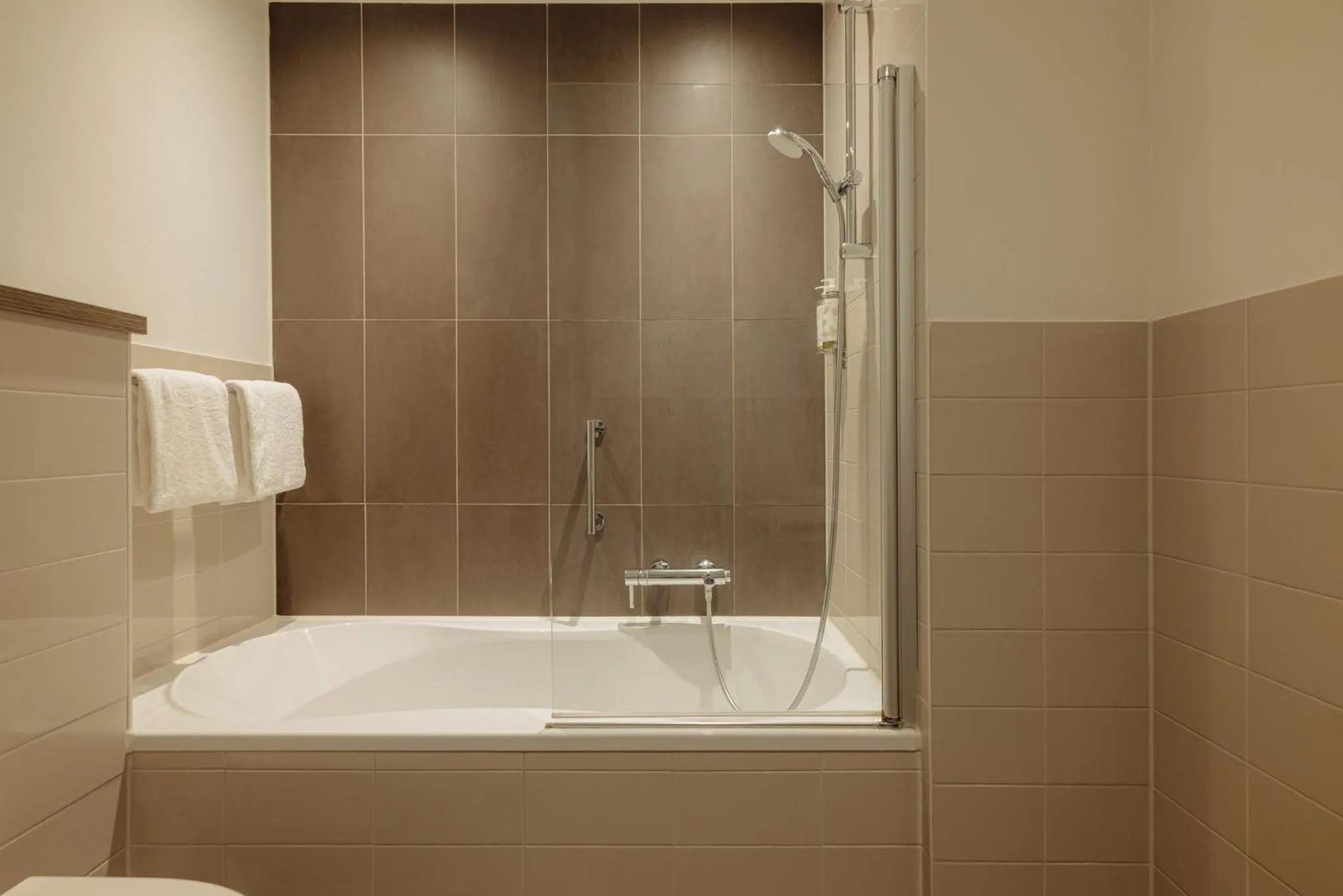 Bathroom in The Manor Amsterdam