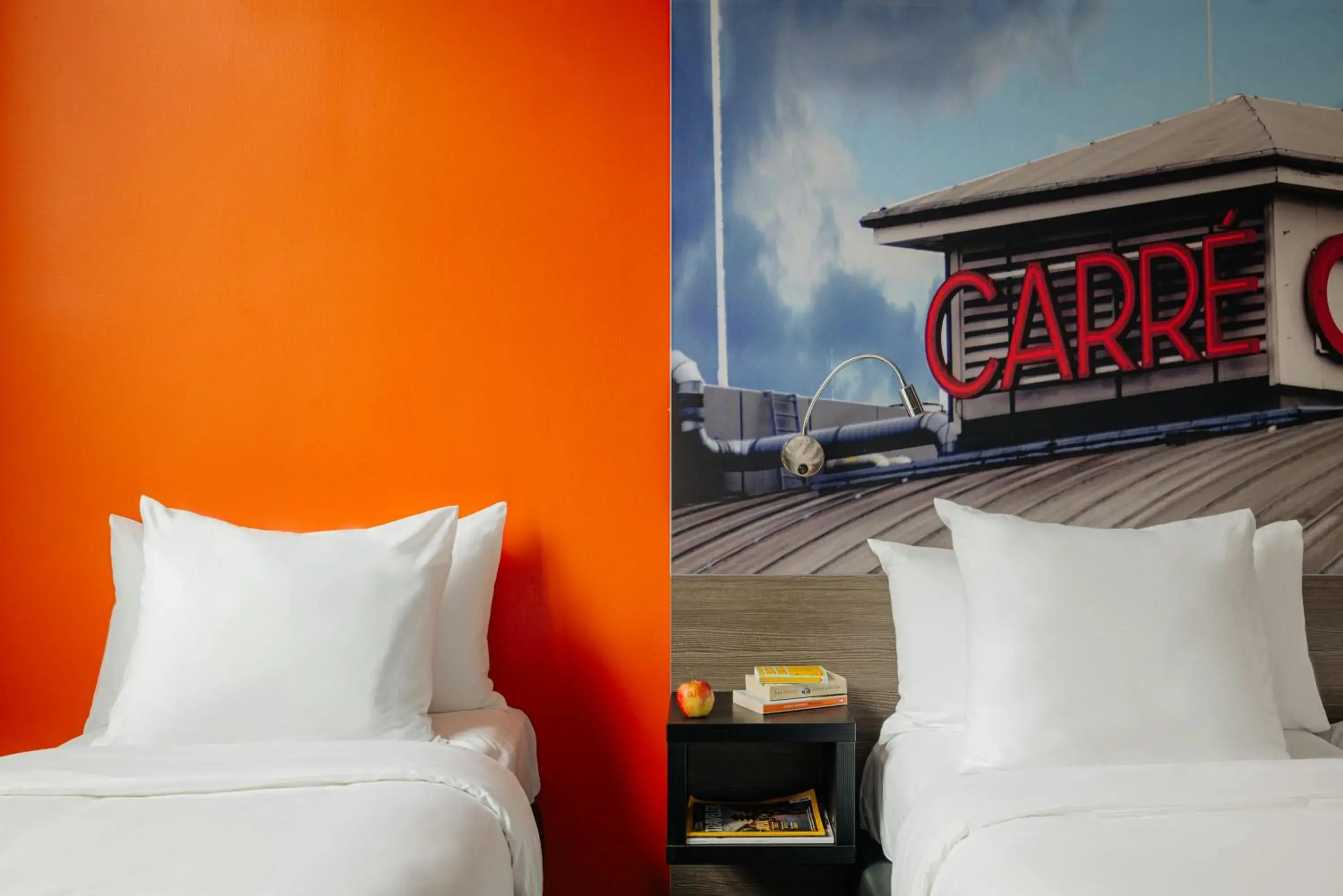 Photo of the whole room, Bed in The Manor Amsterdam Photo of the whole room, Bed in The Manor Amsterdam