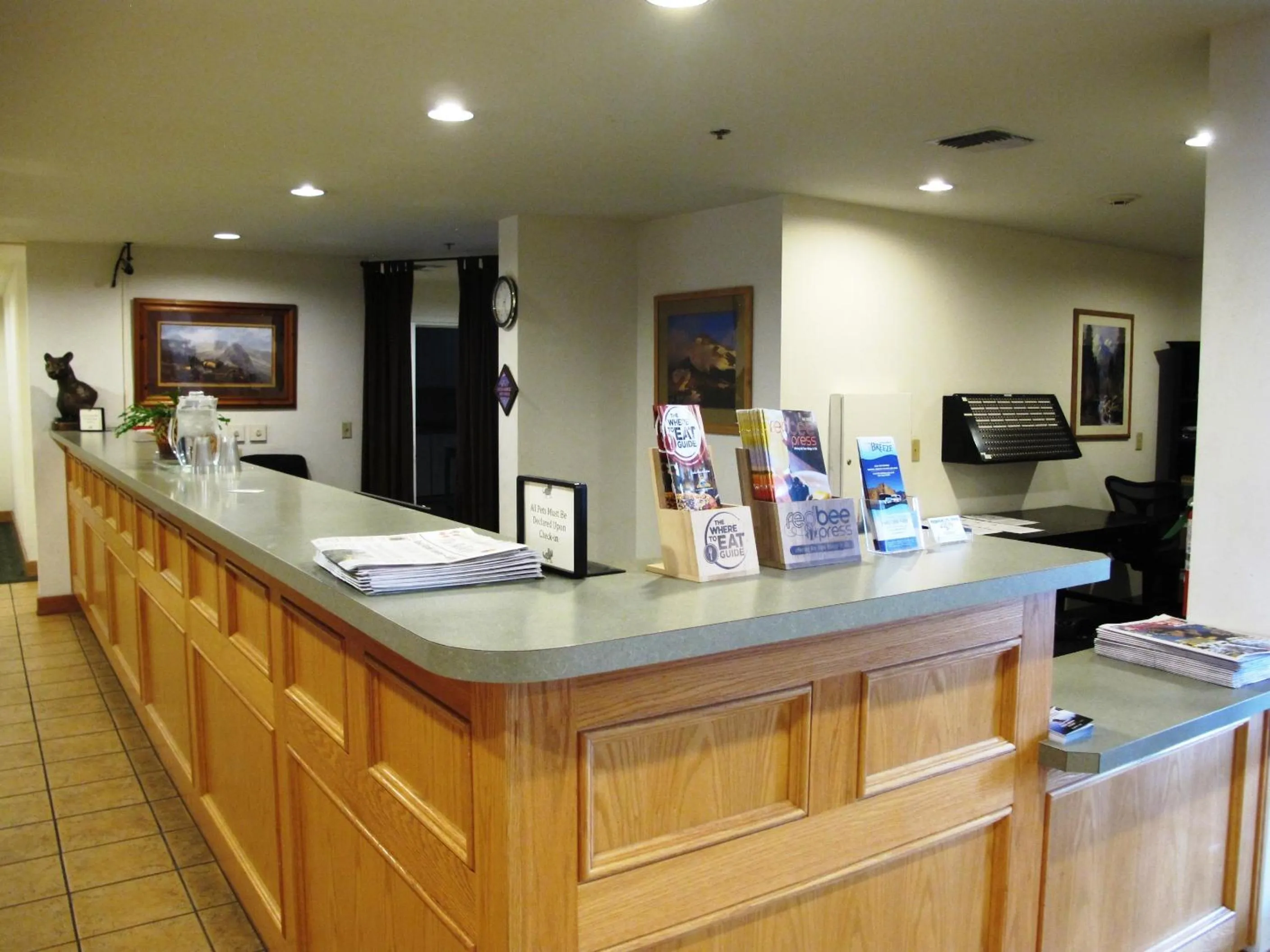 Lobby or reception in Sugarloaf Mountain Motel