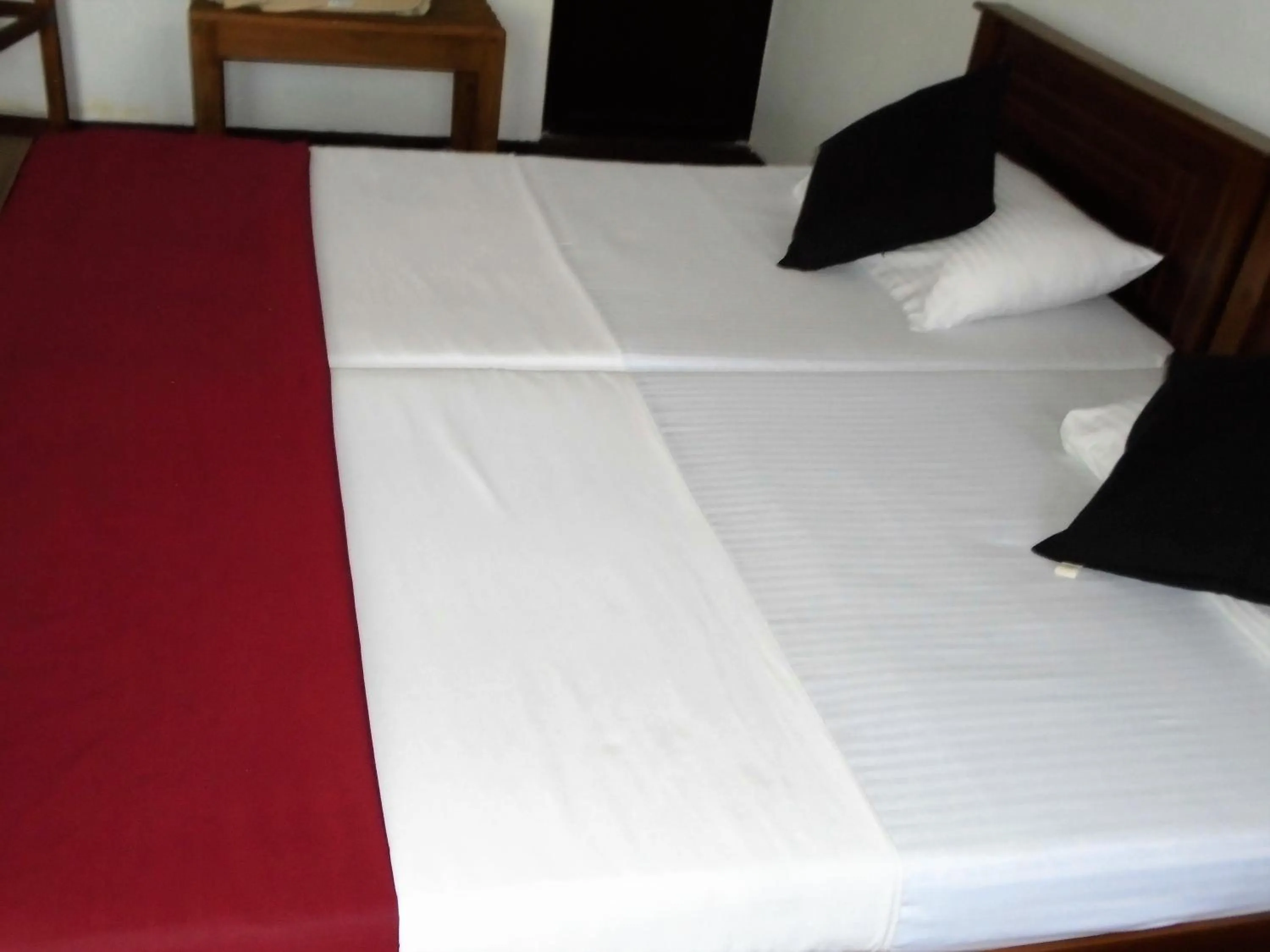 Bed in Kandy Mountain Cottage