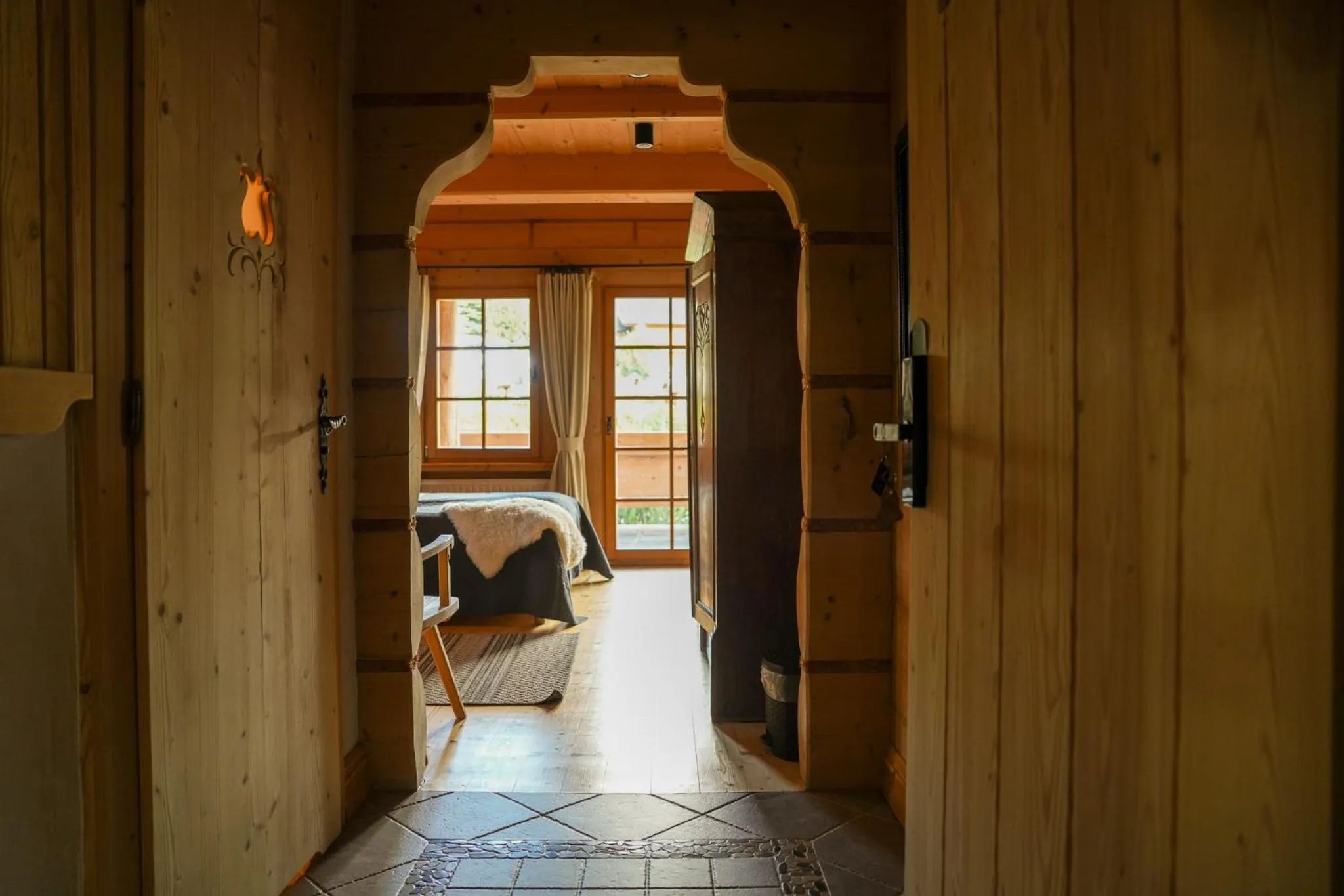 Facade/entrance in Villa Miodula- zwierzęta akceptowane bezpłatnie, bezpośredni widok na góry, parking w cenie!