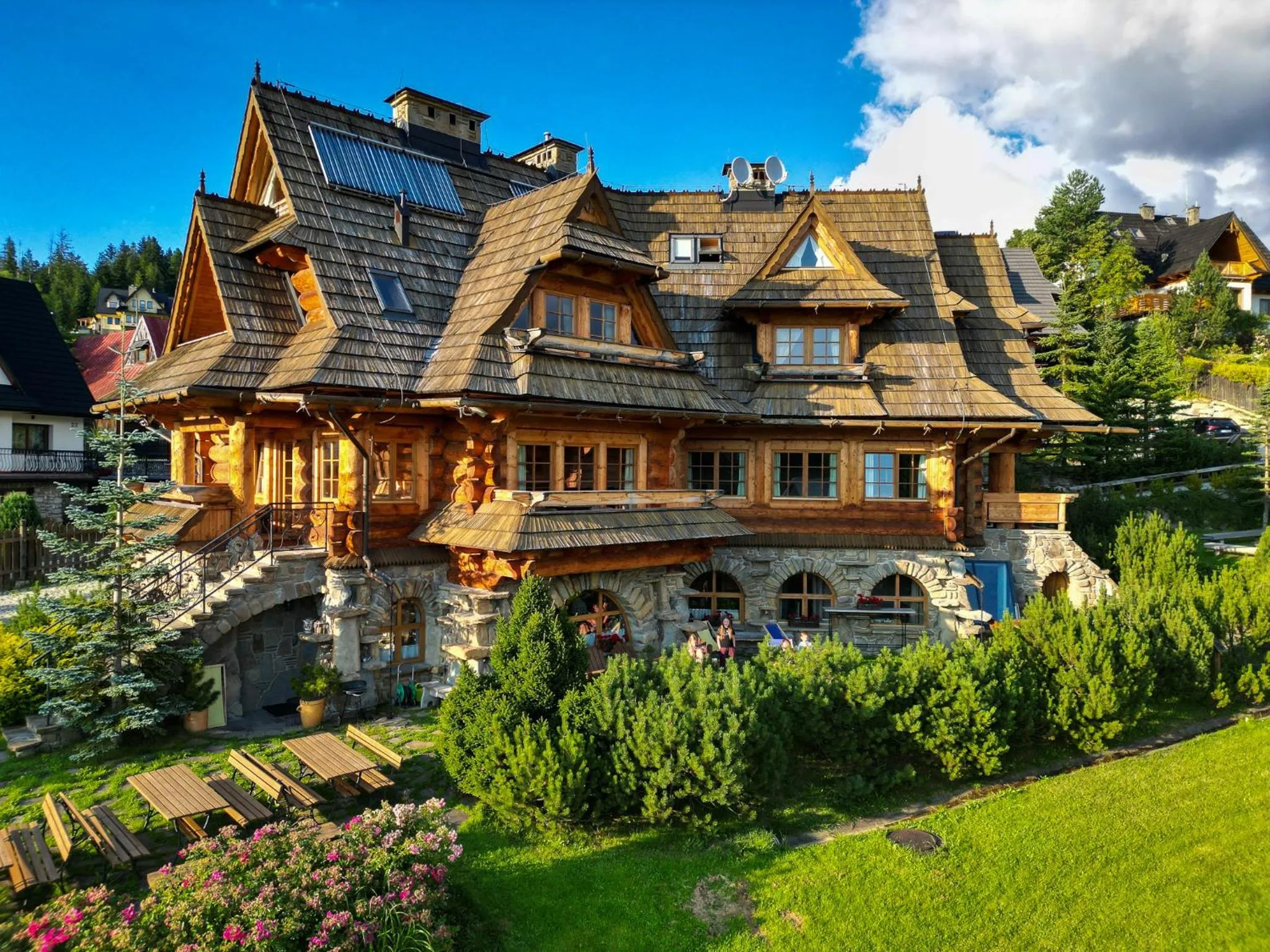 Property building in Villa Miodula- zwierzęta akceptowane bezpłatnie, bezpośredni widok na góry, parking w cenie!