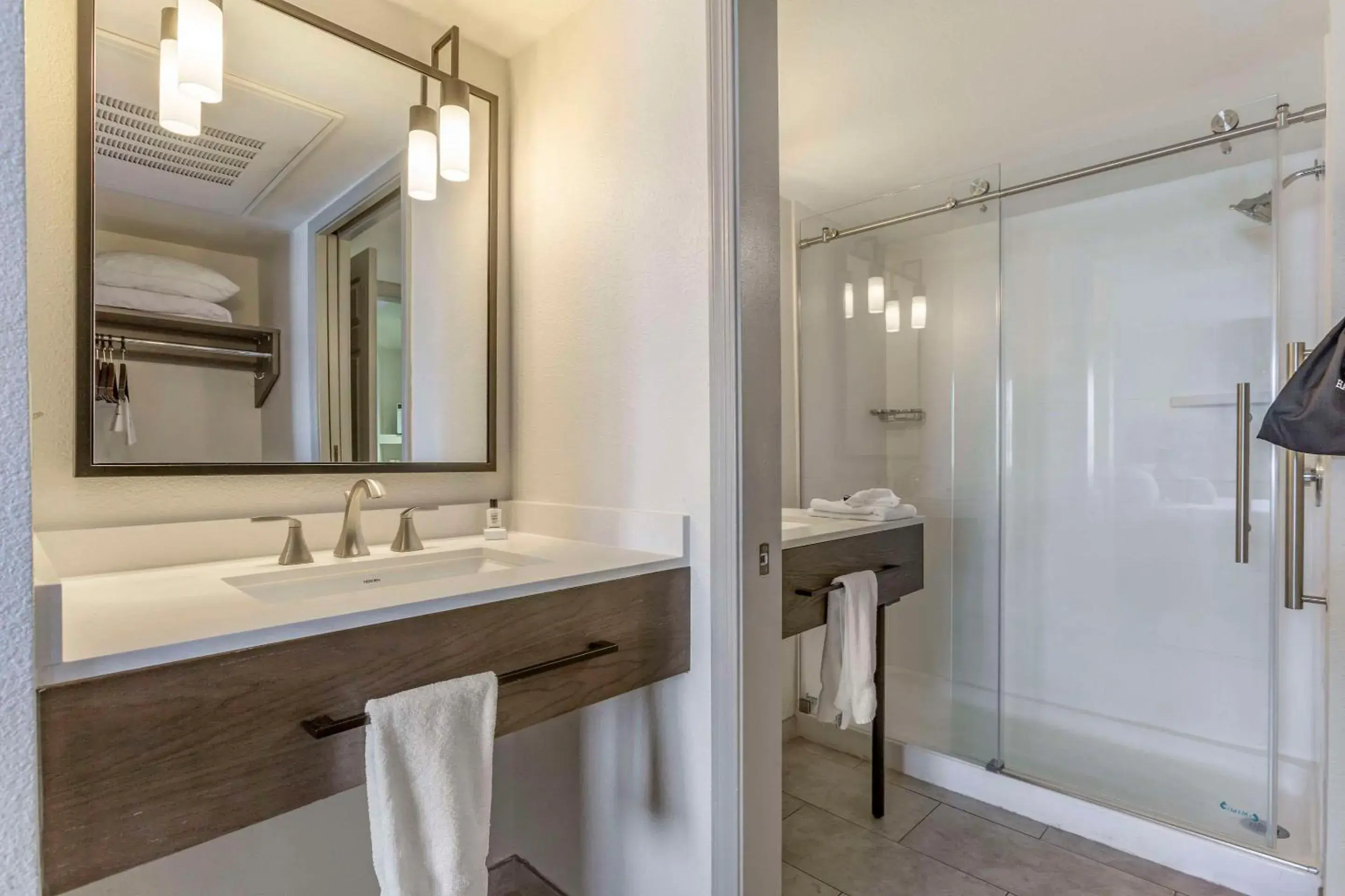 Bedroom in Windmill Suites Surprise - Phoenix, an Ascend Collection Hotel Bedroom in Windmill Suites Surprise - Phoenix, an Ascend Collection Hotel