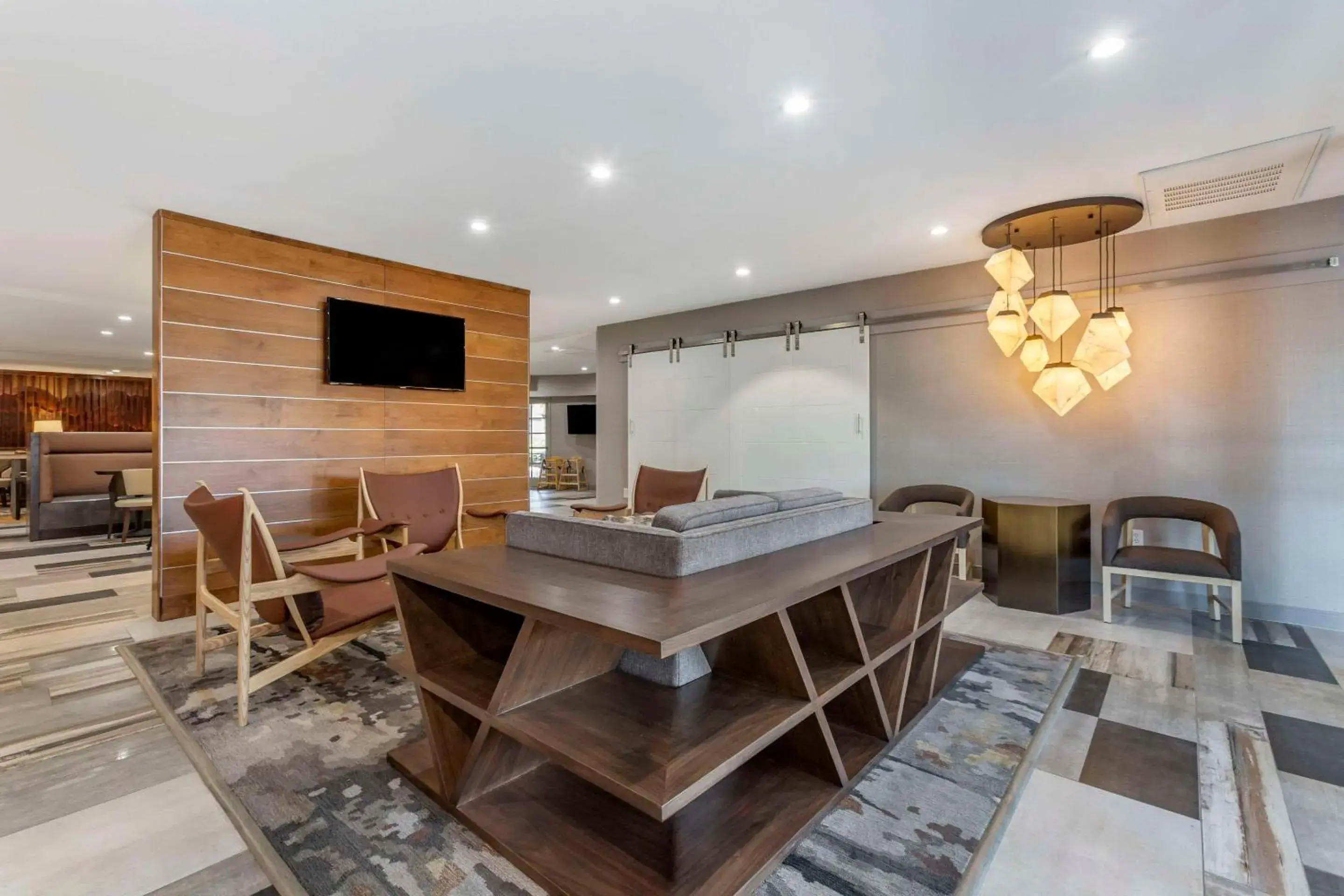 Lobby or reception in Windmill Suites Surprise - Phoenix, an Ascend Collection Hotel Lobby or reception in Windmill Suites Surprise - Phoenix, an Ascend Collection Hotel