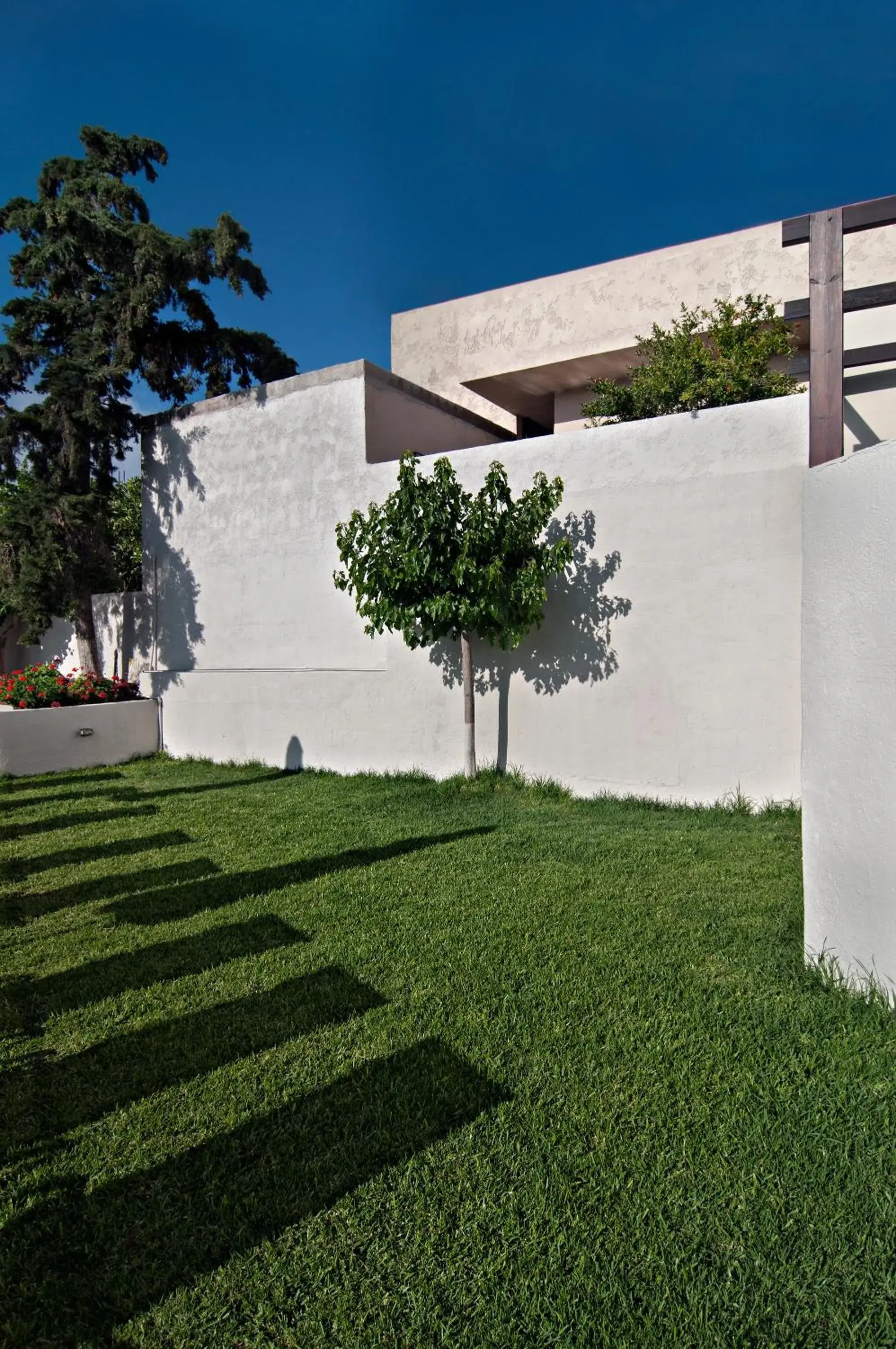 Property building in Ourania Apartments Hotel Property building in Ourania Apartments Hotel