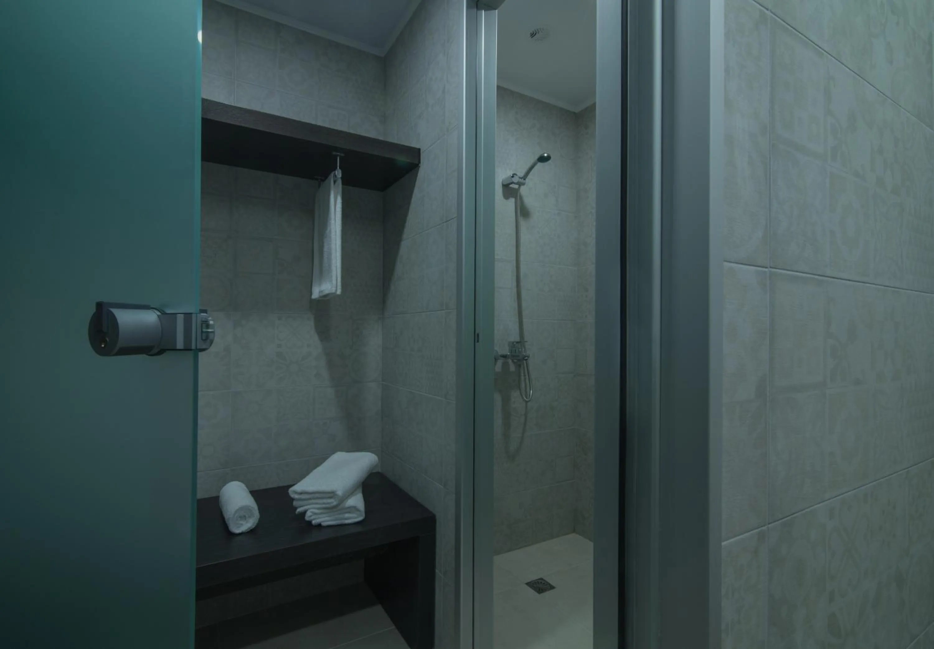 Public Bath in Ourania Apartments Hotel