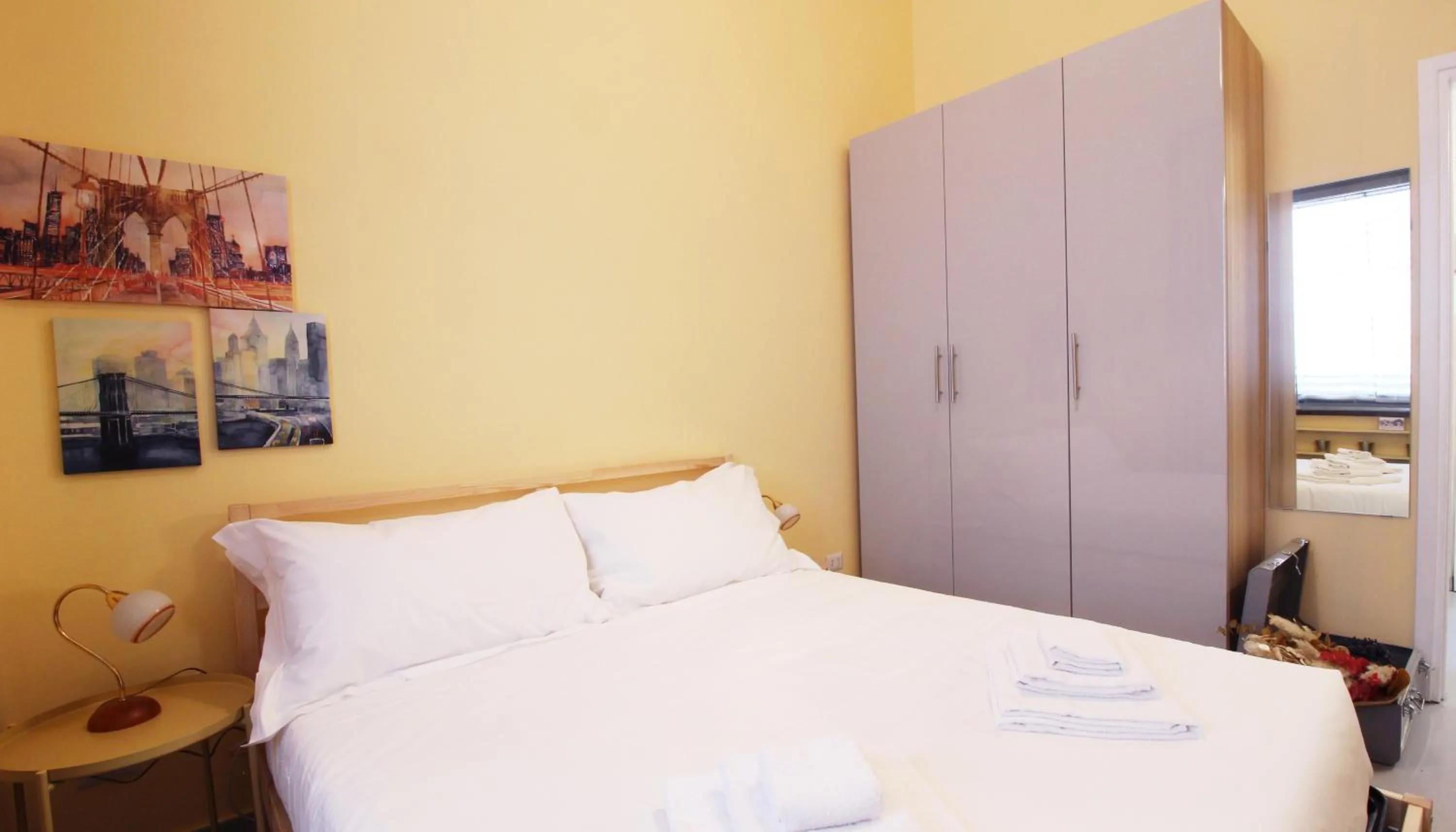 Bedroom, Bed in Italianway - San Pietro all'Orto 3