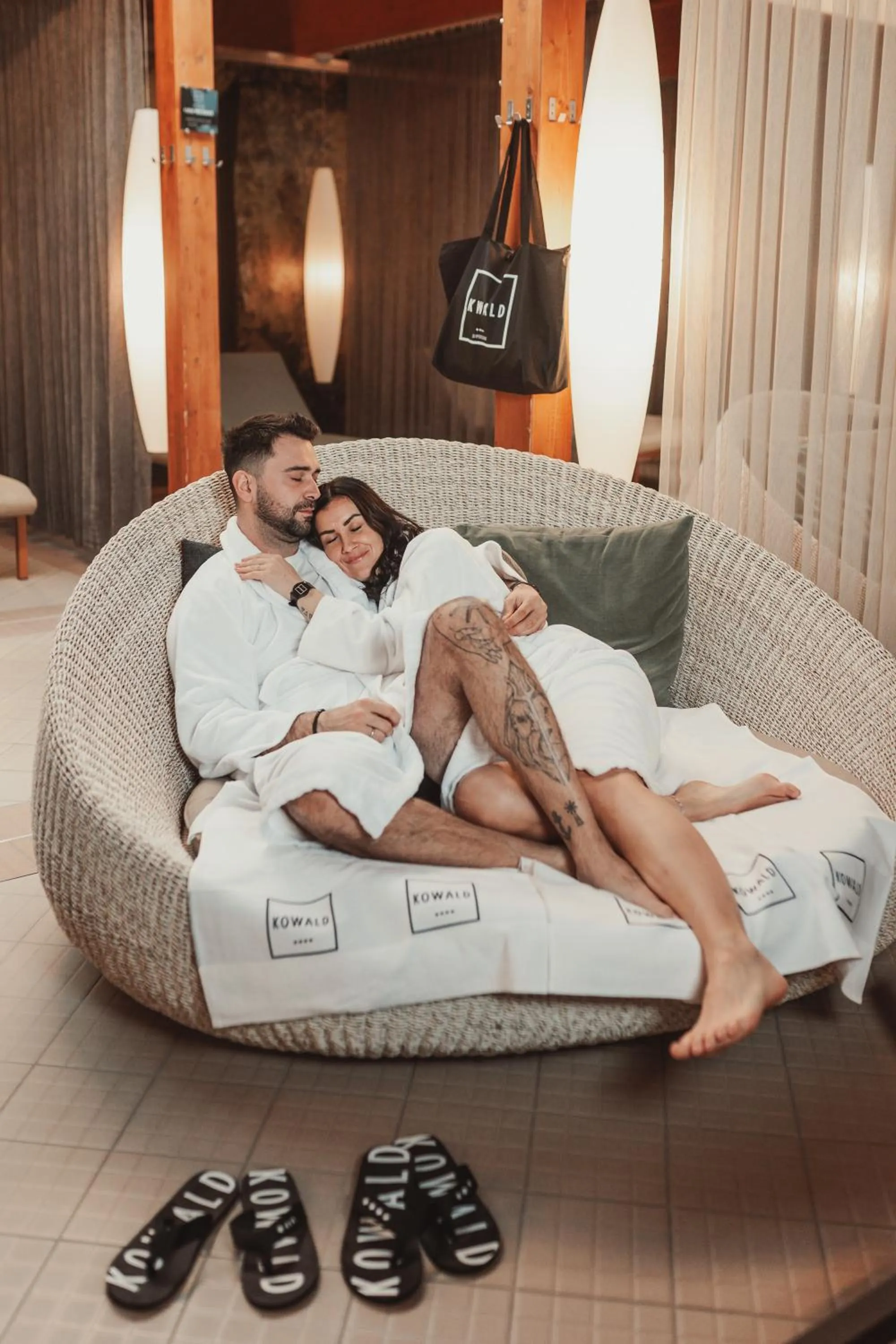 Swimming pool, Bed in Hotel Kowald Loipersdorf