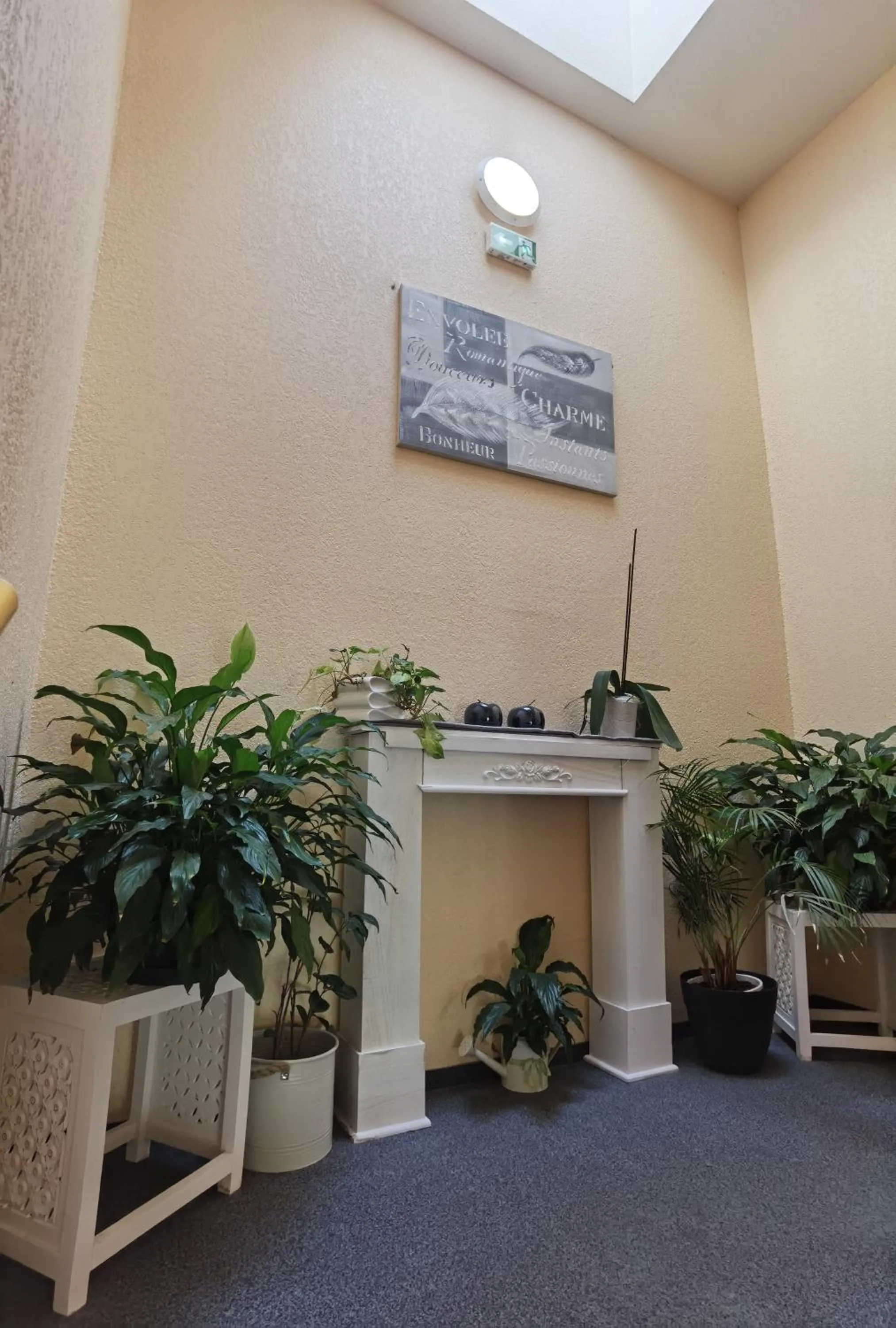 Decorative detail in Quick Palace Epinal