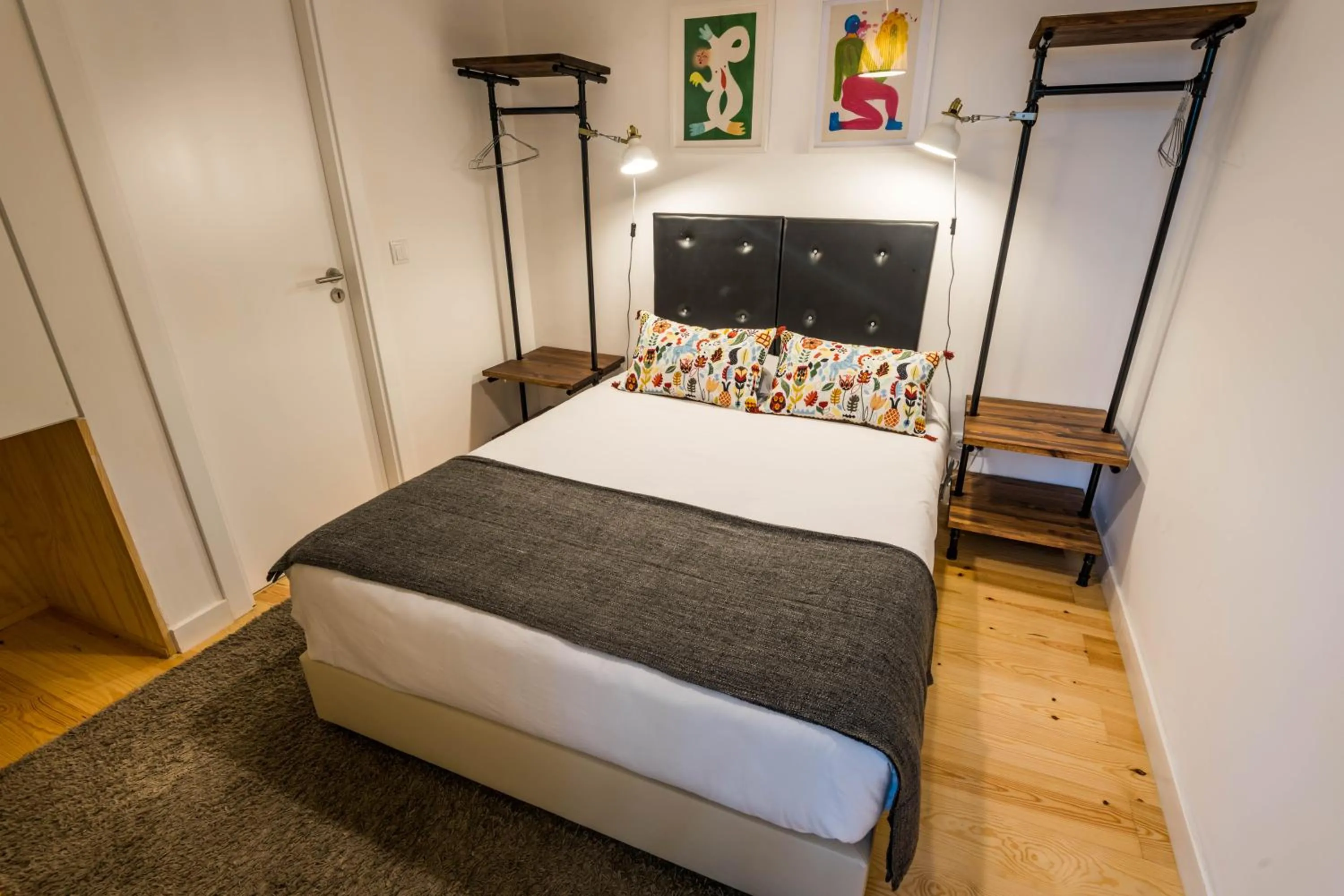 Bed in Lisbon Poets Inn