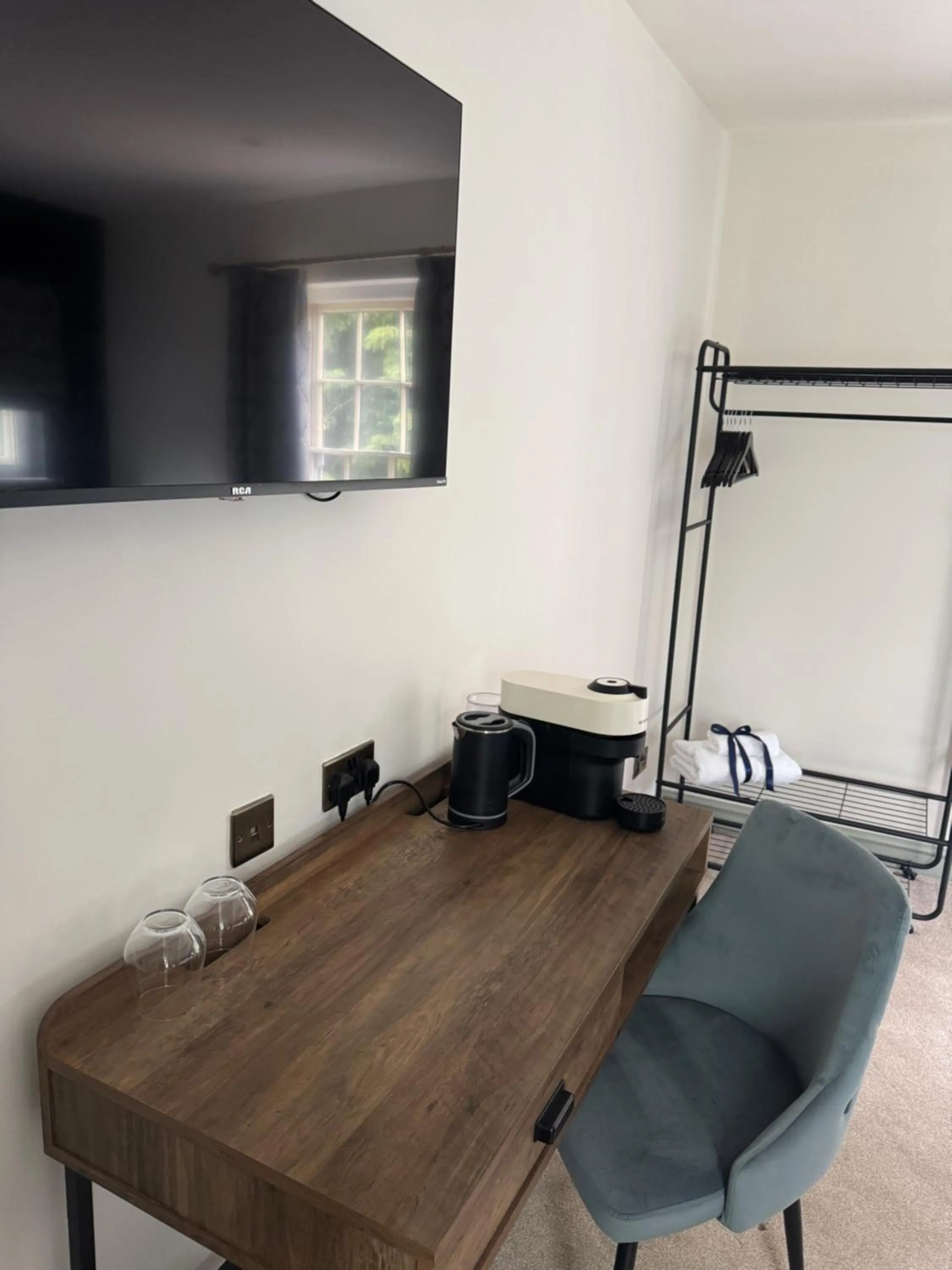 TV and multimedia in The Falcon Inn