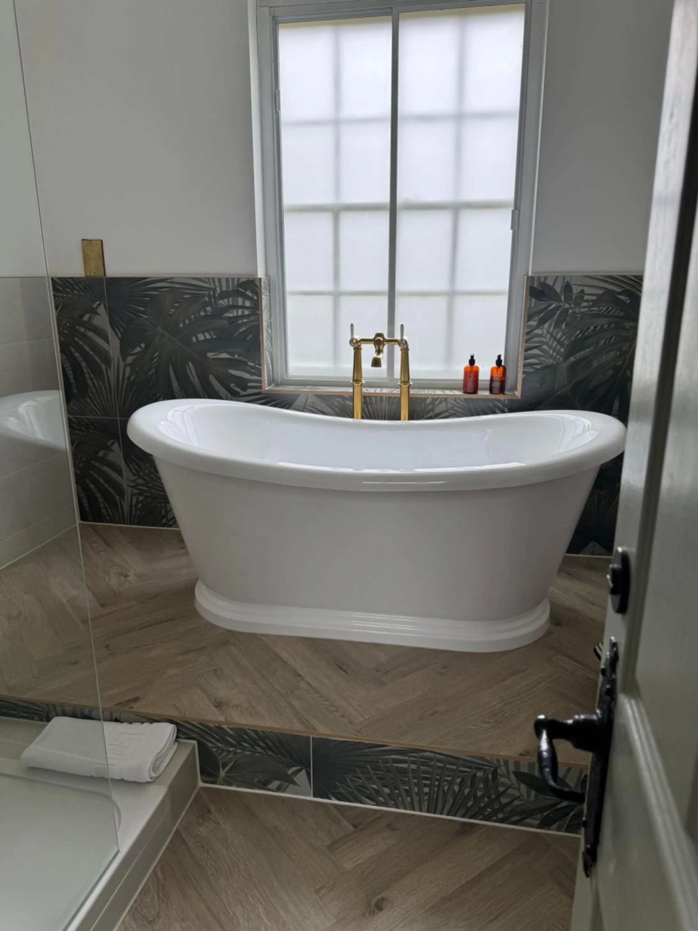 Bathroom in The Falcon Inn