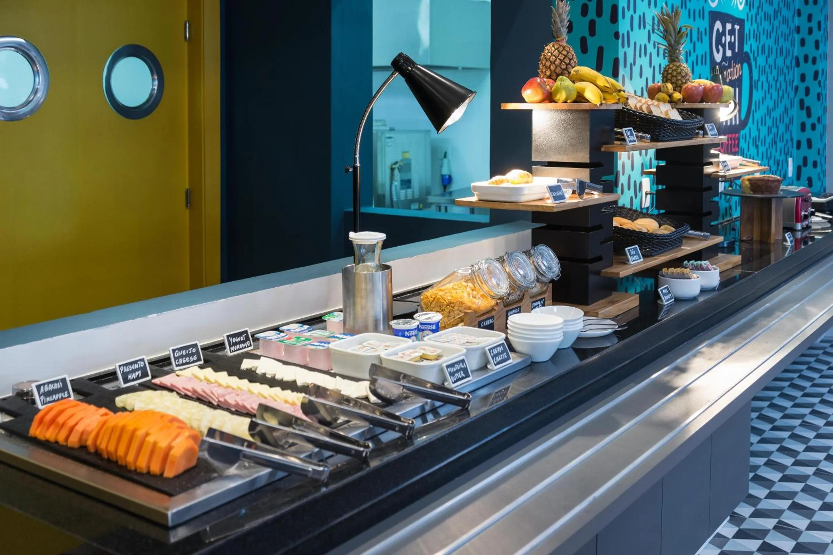 Buffet breakfast in B&B HOTEL São José dos Campos