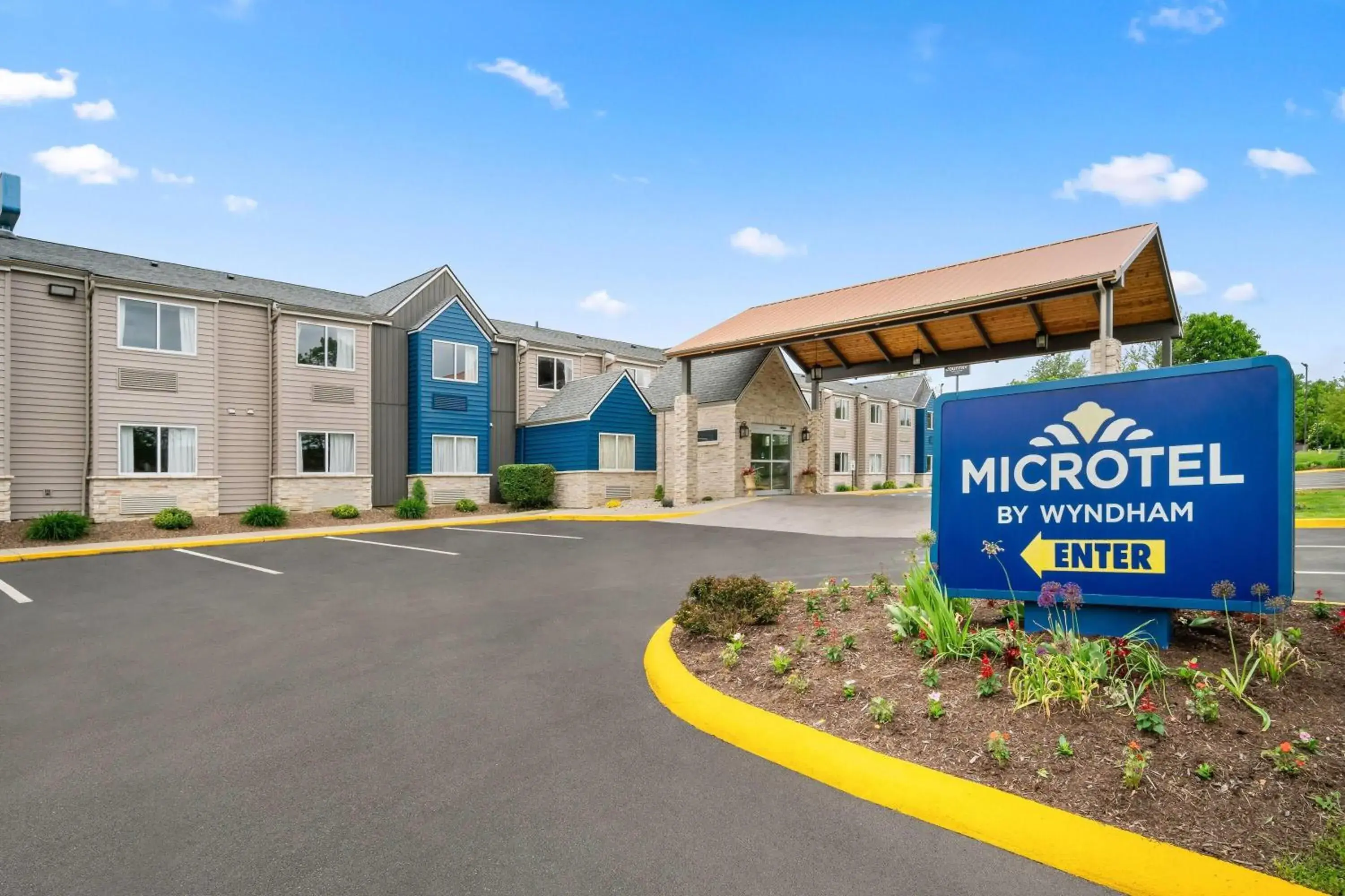 Property building in Microtel Inn by Wyndham Lexington Property building in Microtel Inn by Wyndham Lexington