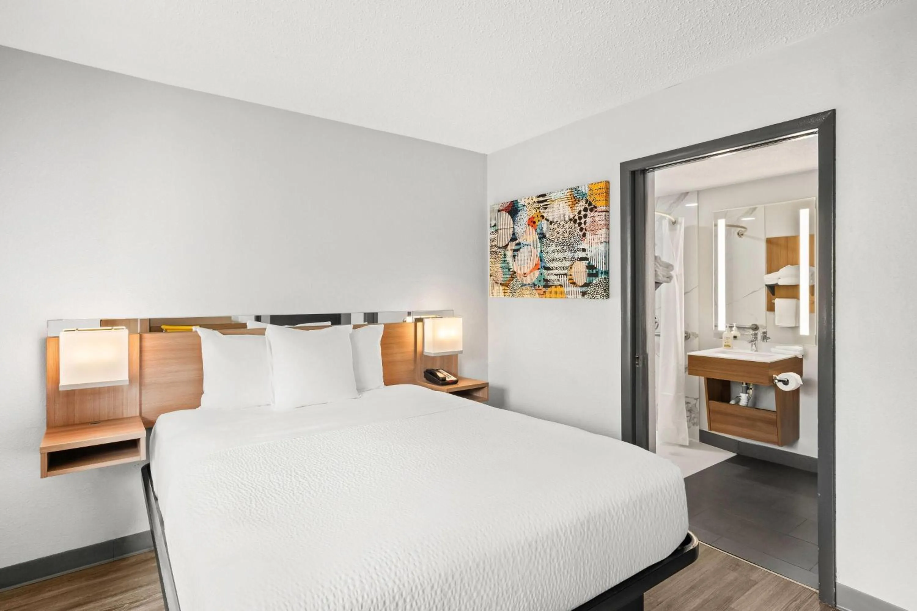 Bed in Microtel Inn by Wyndham Lexington