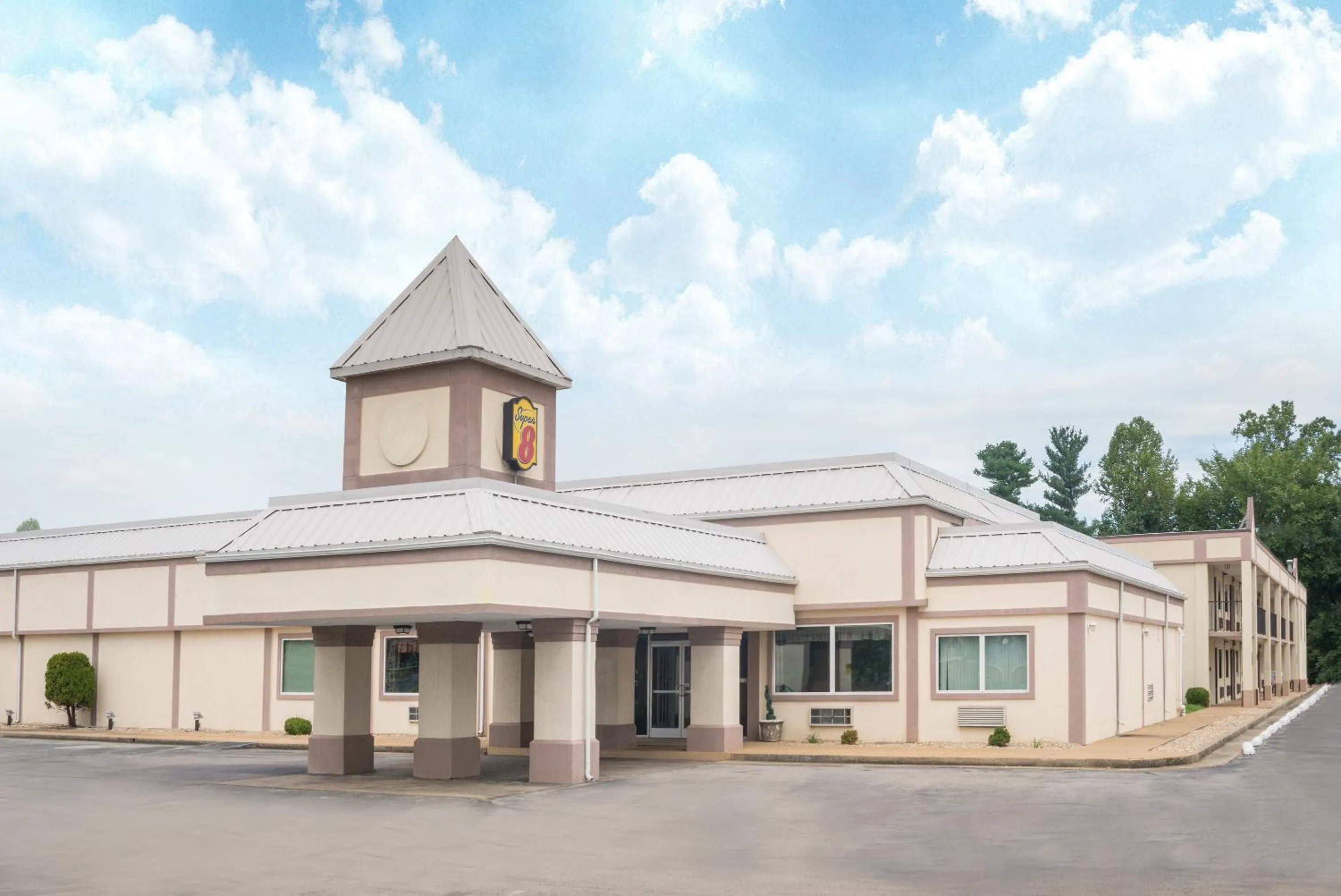 Facade/entrance, Property Building in Super 8 by Wyndham Williamsburg