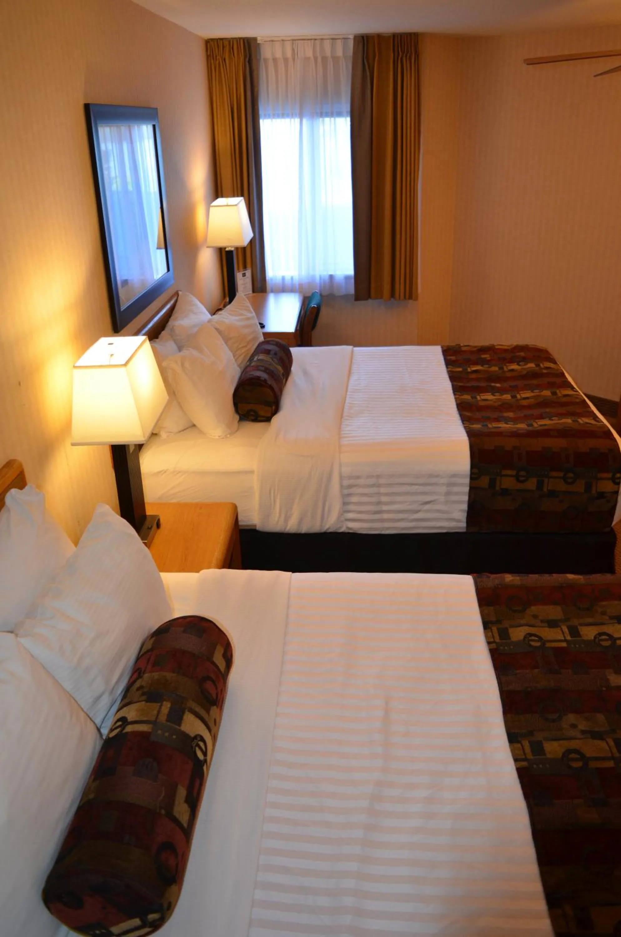 Bed in Inn on Long Lake