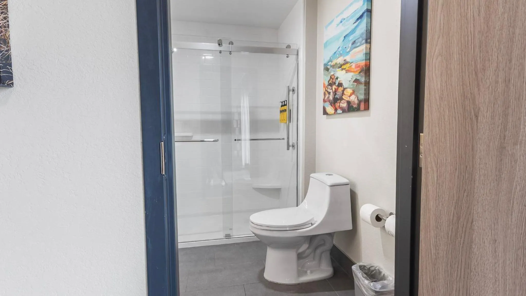 Shower in Best Western Plus, The Inn at Hampton