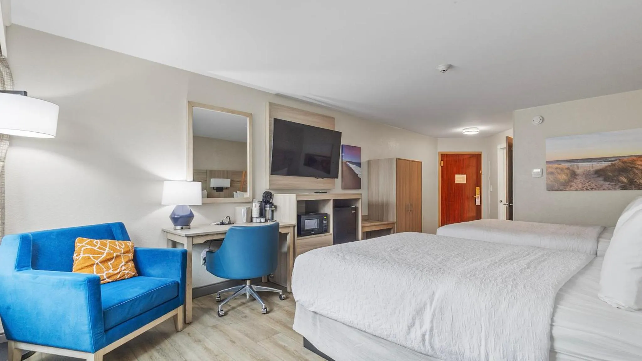 Bedroom, Bed in Best Western Plus, The Inn at Hampton